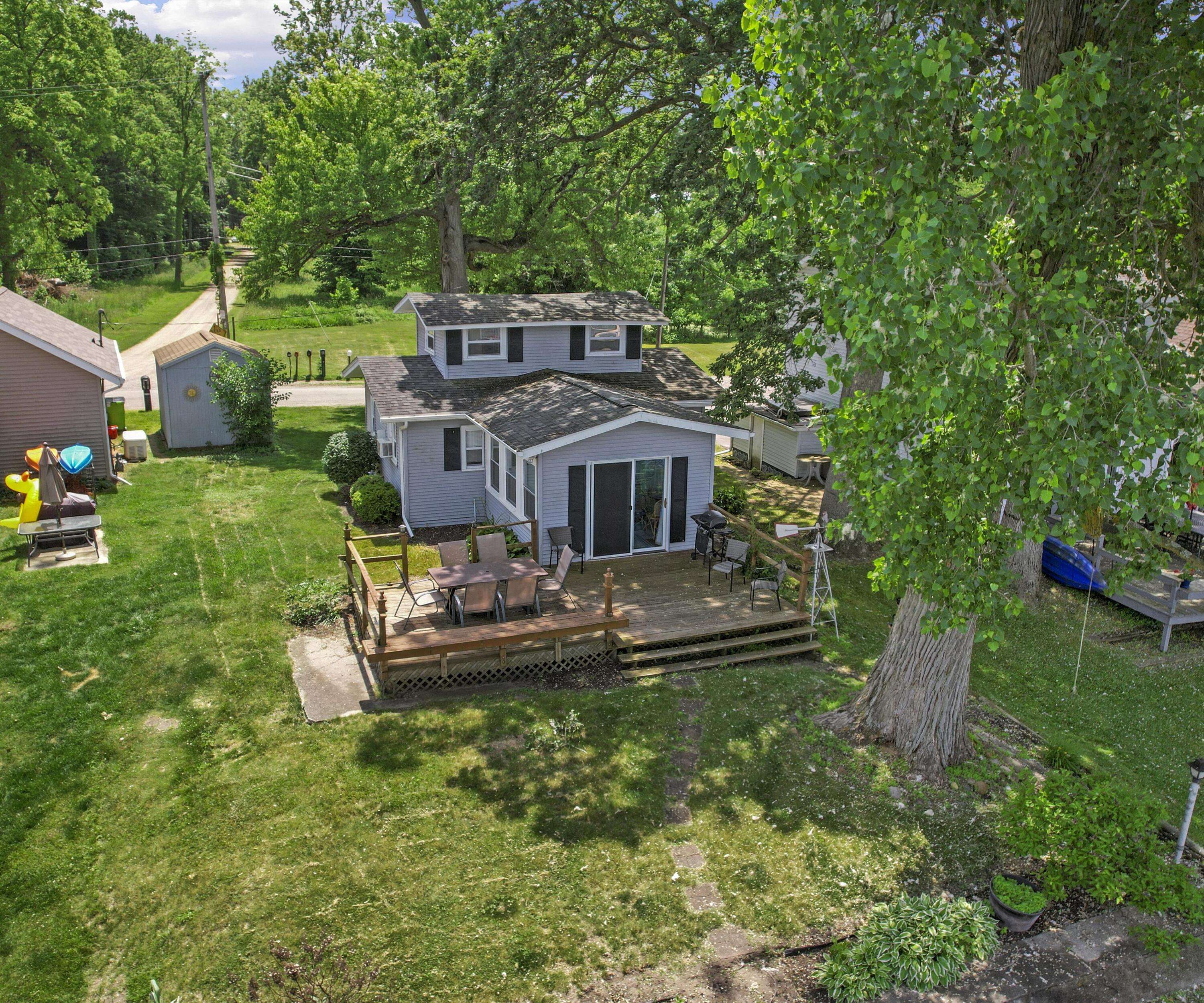 Quincy, MI 49082,152 Wildwood Beach Road