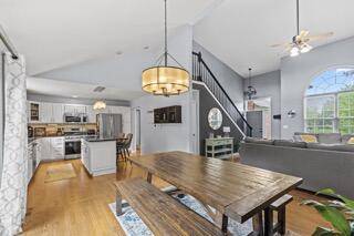 Fenton, MI 48430,5176 Wyndham Place #9