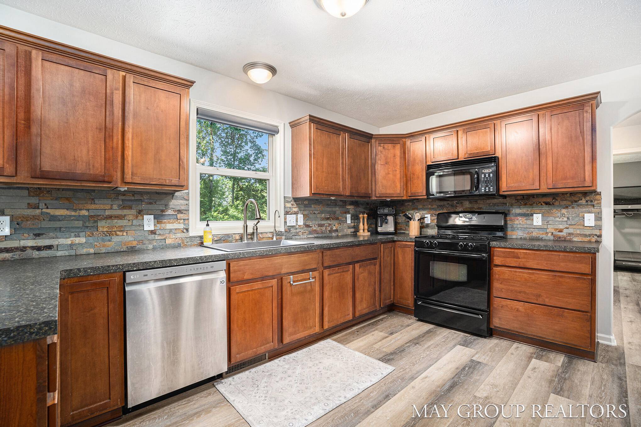 Rockford, MI 49341,7438 Panners Lane NE Drive