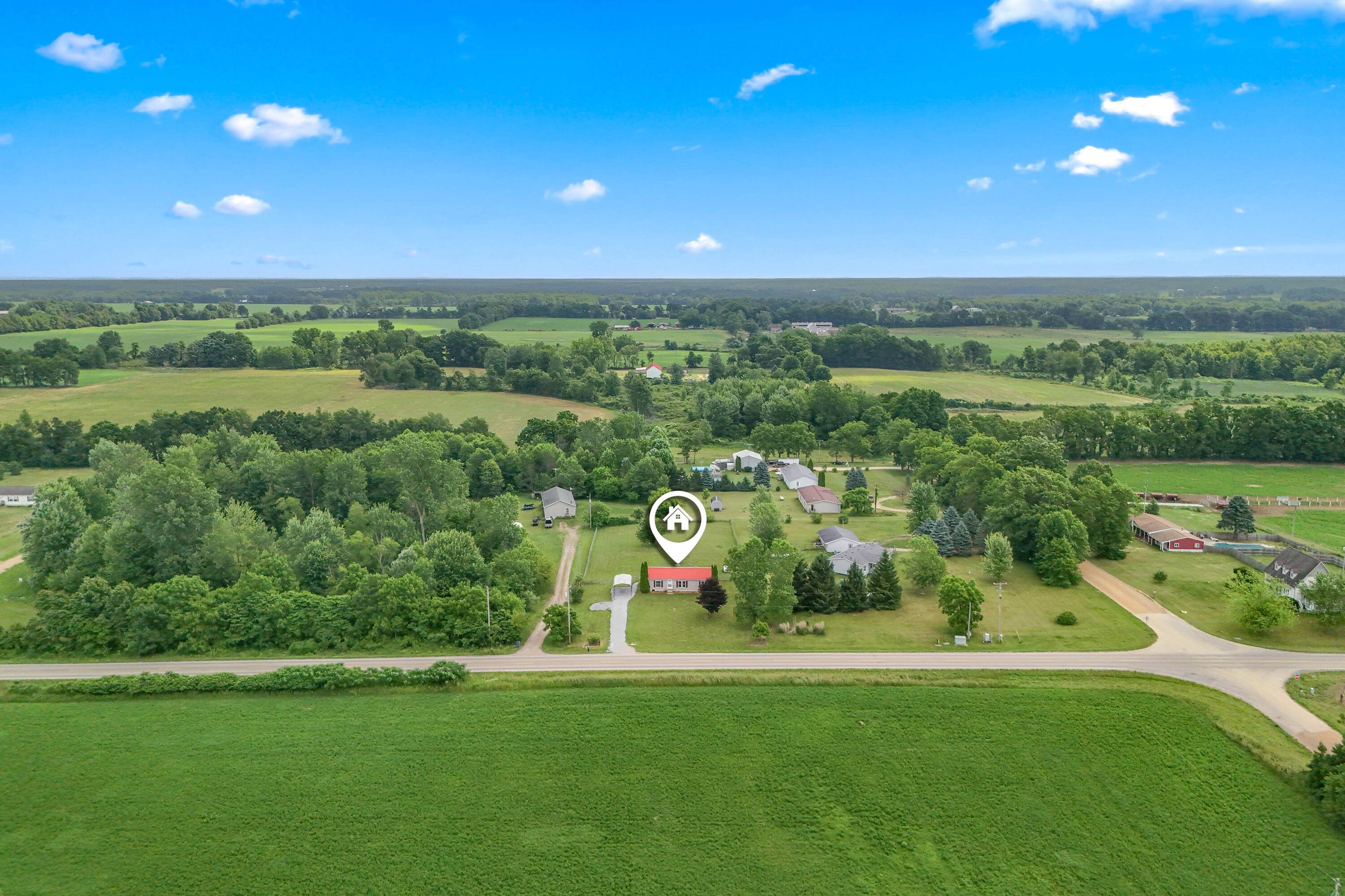 Quincy, MI 49082,804 Clarendon Rd Road