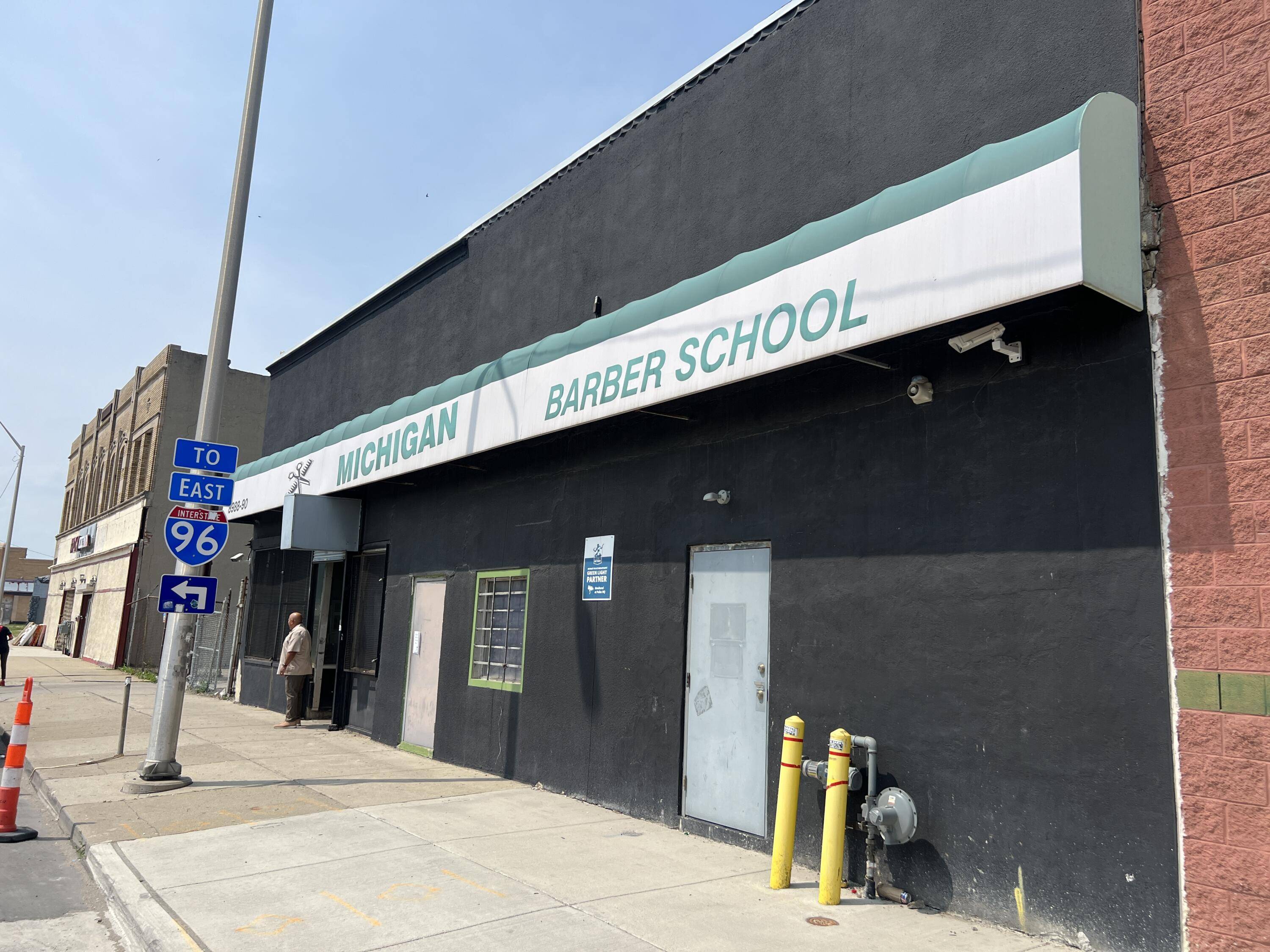 Detroit, MI 48204,8990 Grand River Avenue