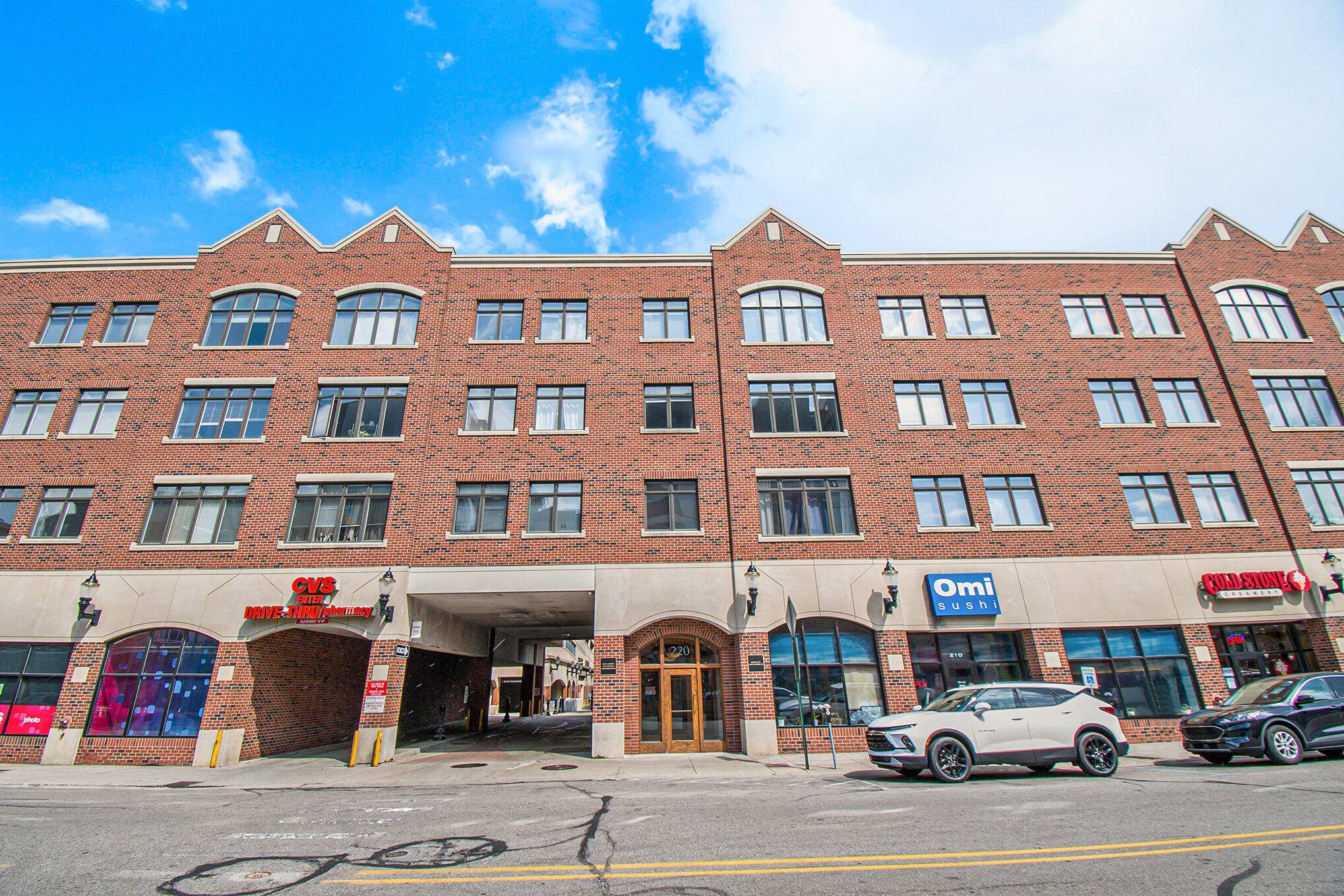 East Lansing, MI 48823,220 Mac Avenue #316
