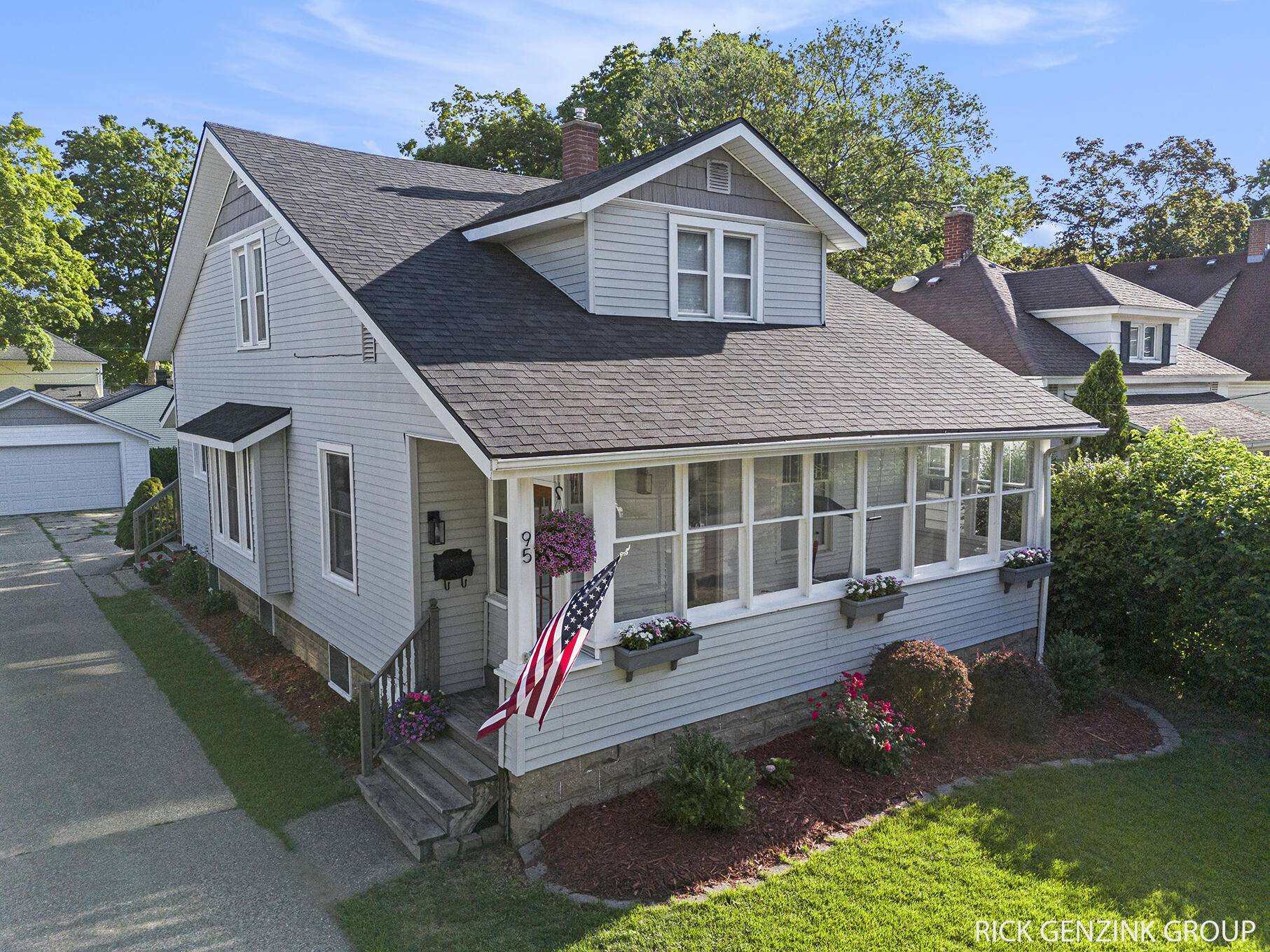 Holland, MI 49423,95 E 24th Street
