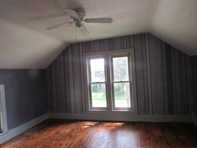 Three Rivers, MI 49093,112 N Andrews Street