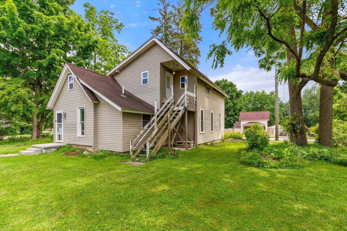 South Lyon, MI 48178,705 E Lake Street