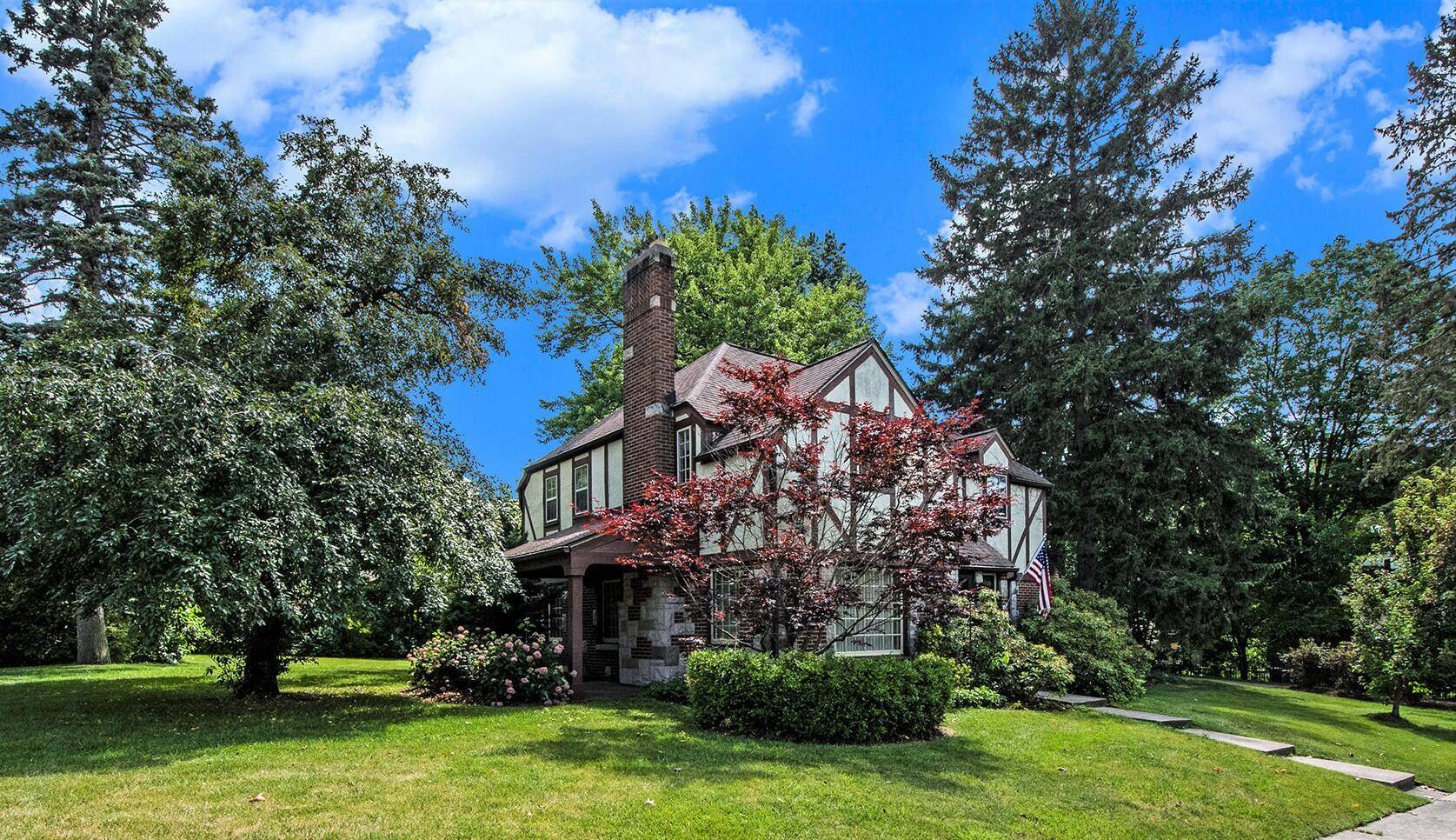 Grand Rapids, MI 49505,320 Boltwood NE Drive