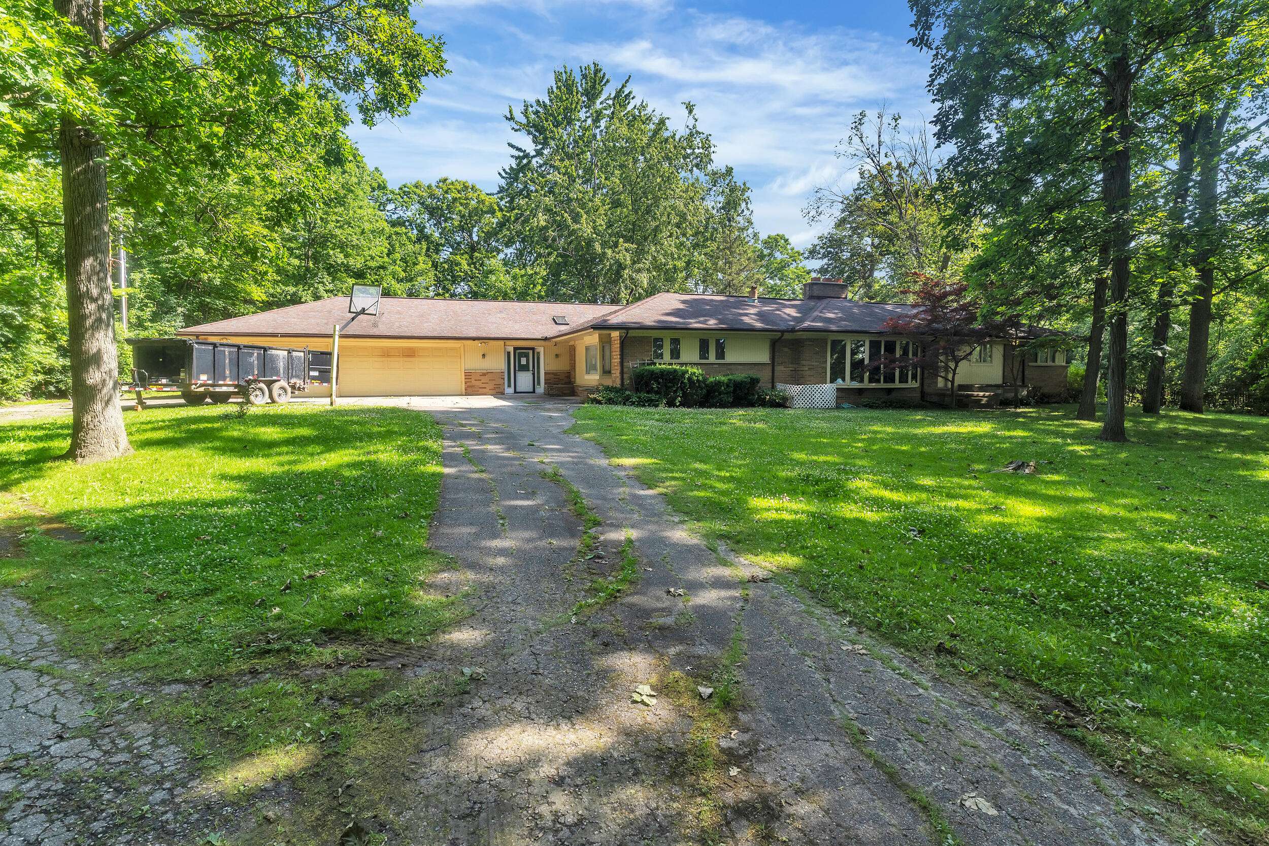 Plymouth, MI 48170,8751 Warren Road