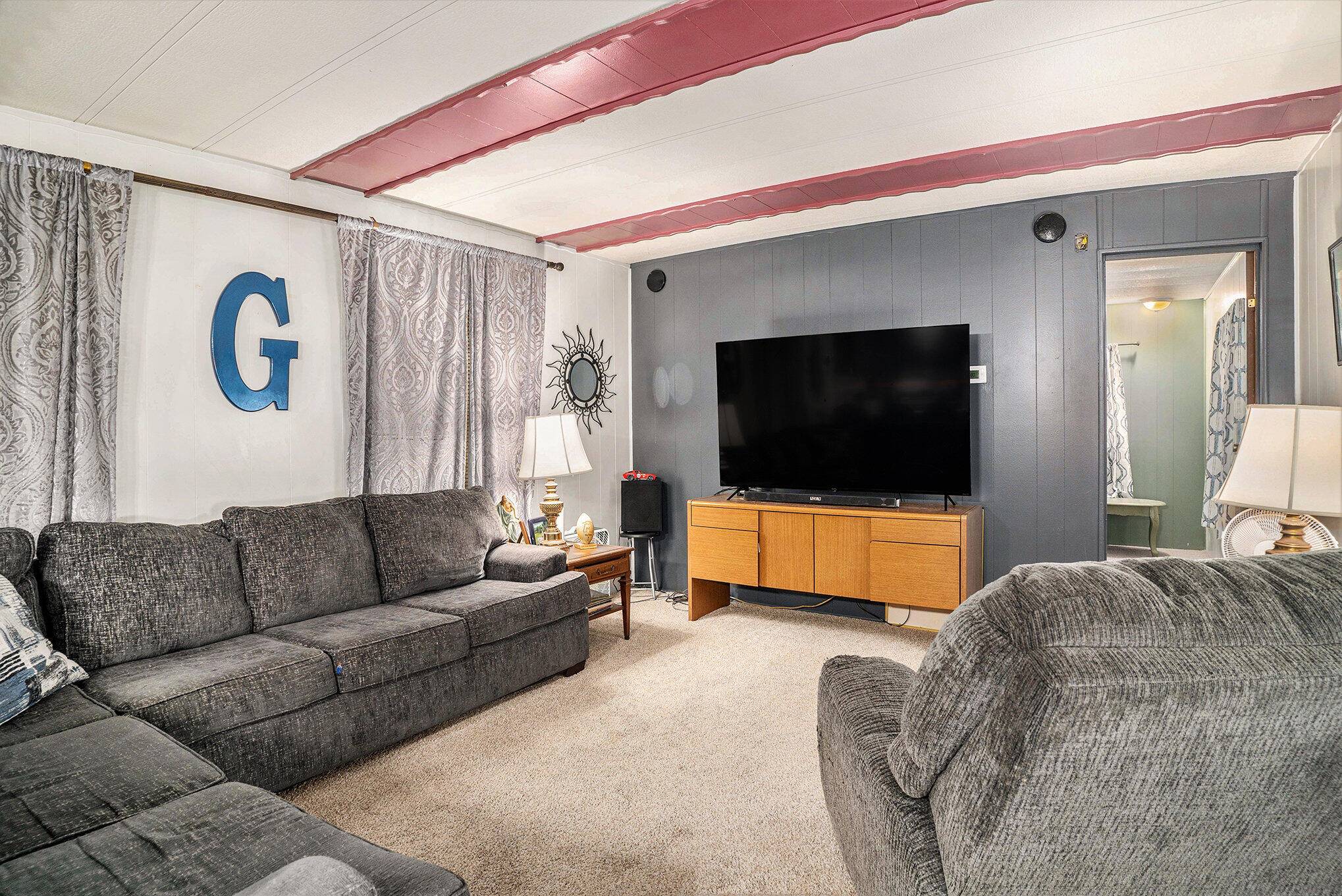 Norton Shores, MI 49444,3318 Spring Hill Drive