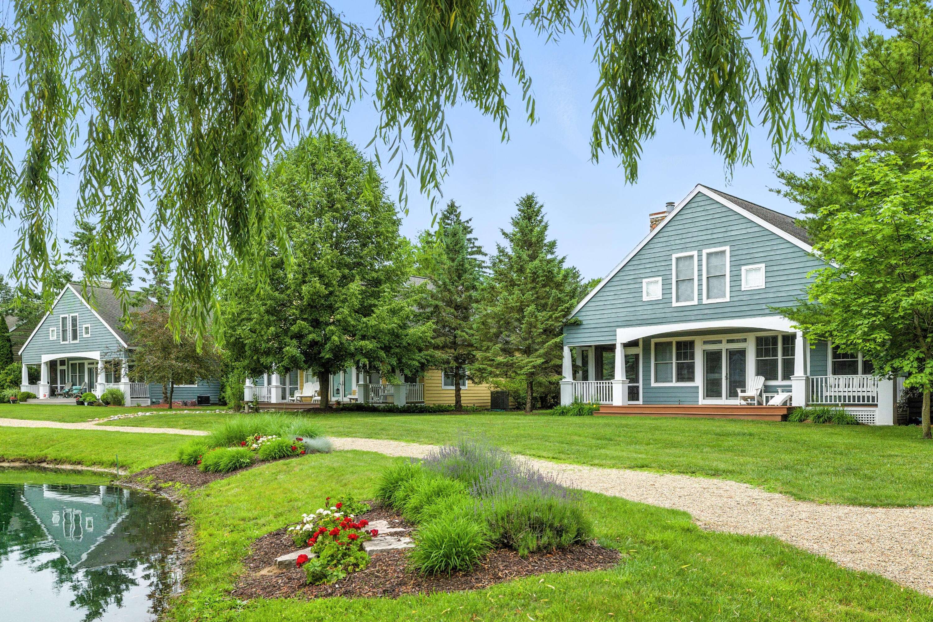New Buffalo, MI 49117,10 Pond Path