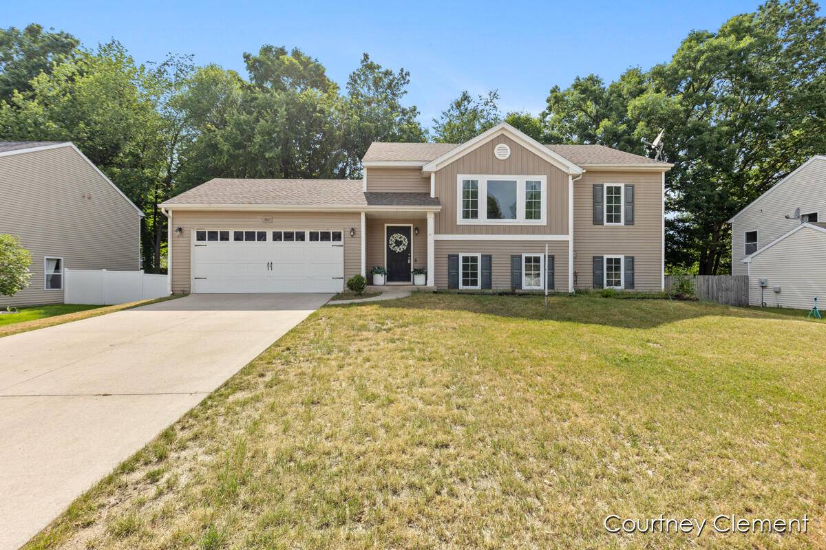 Grand Rapids, MI 49548,5827 Buchanan SW Avenue