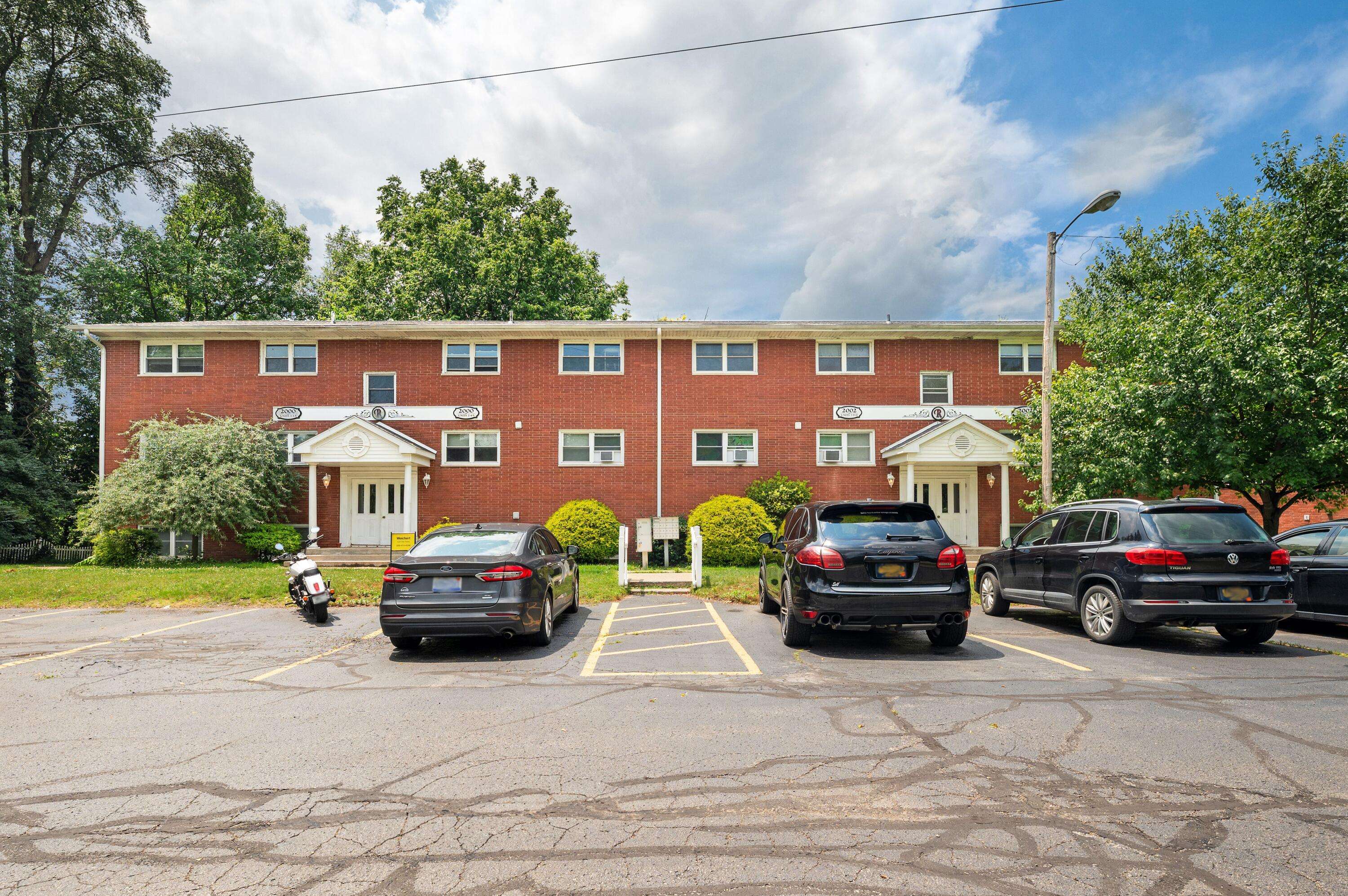 Niles, MI 49120,2002 N US Hwy 31 #8