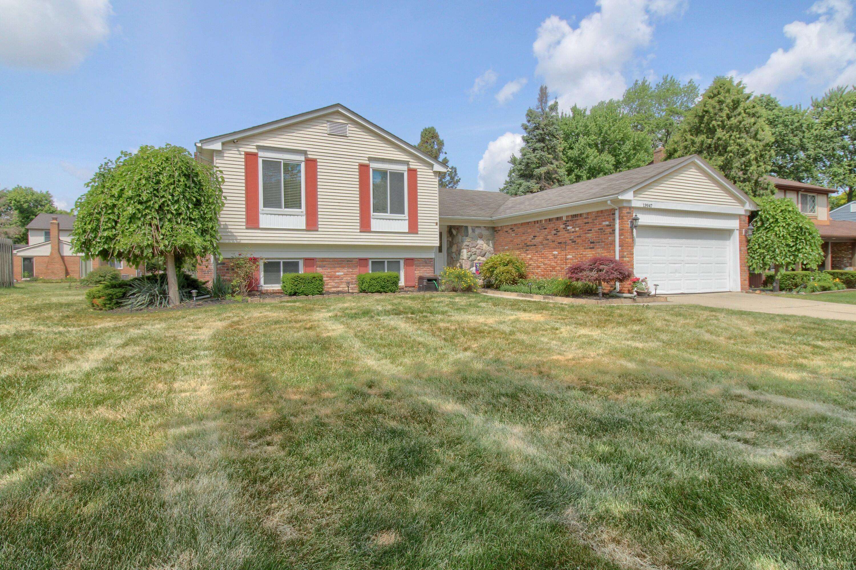 Livonia, MI 48154,13947 Ashurst St Street