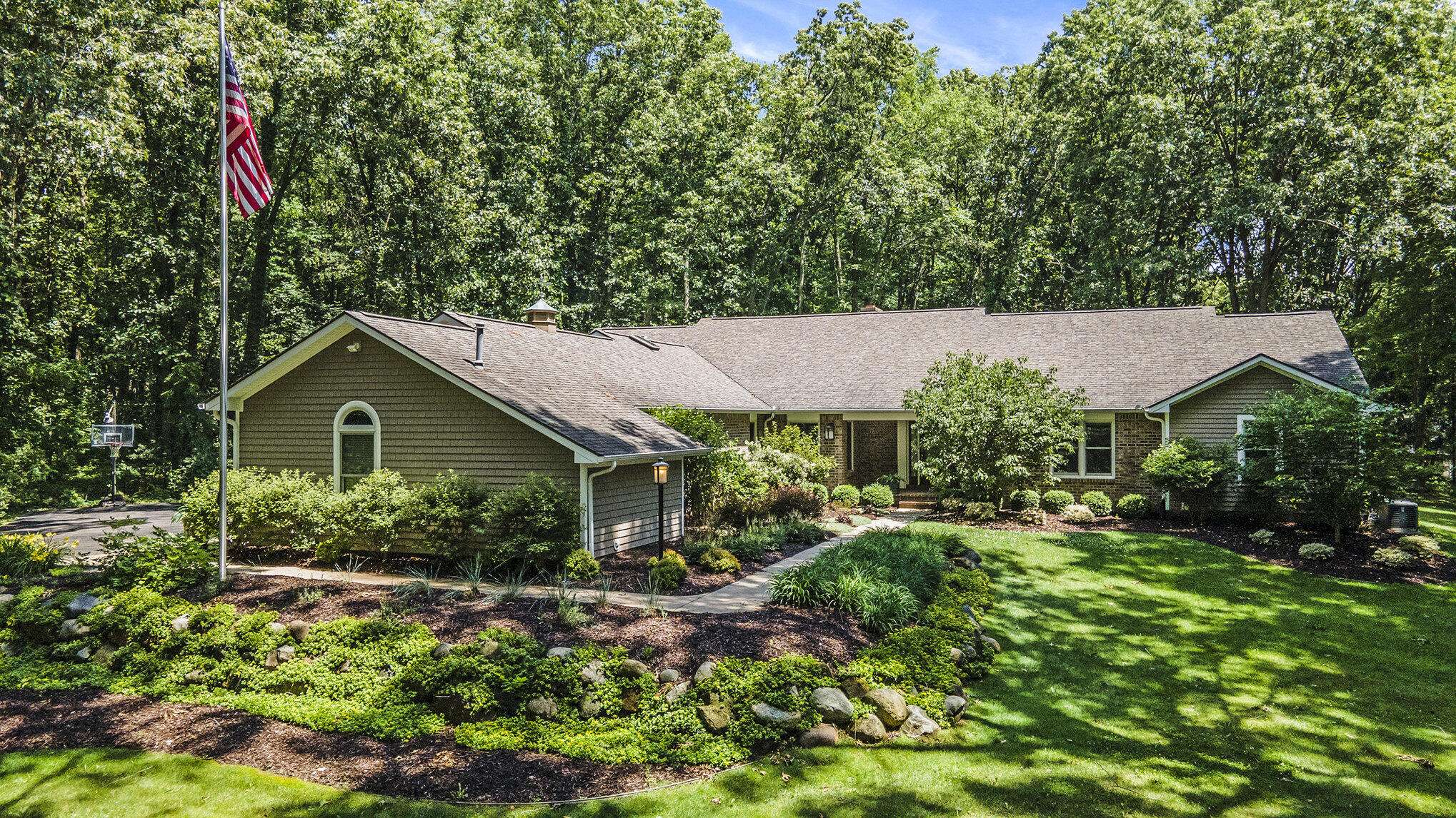 Marshall, MI 49068,100 Alto Relievo Way