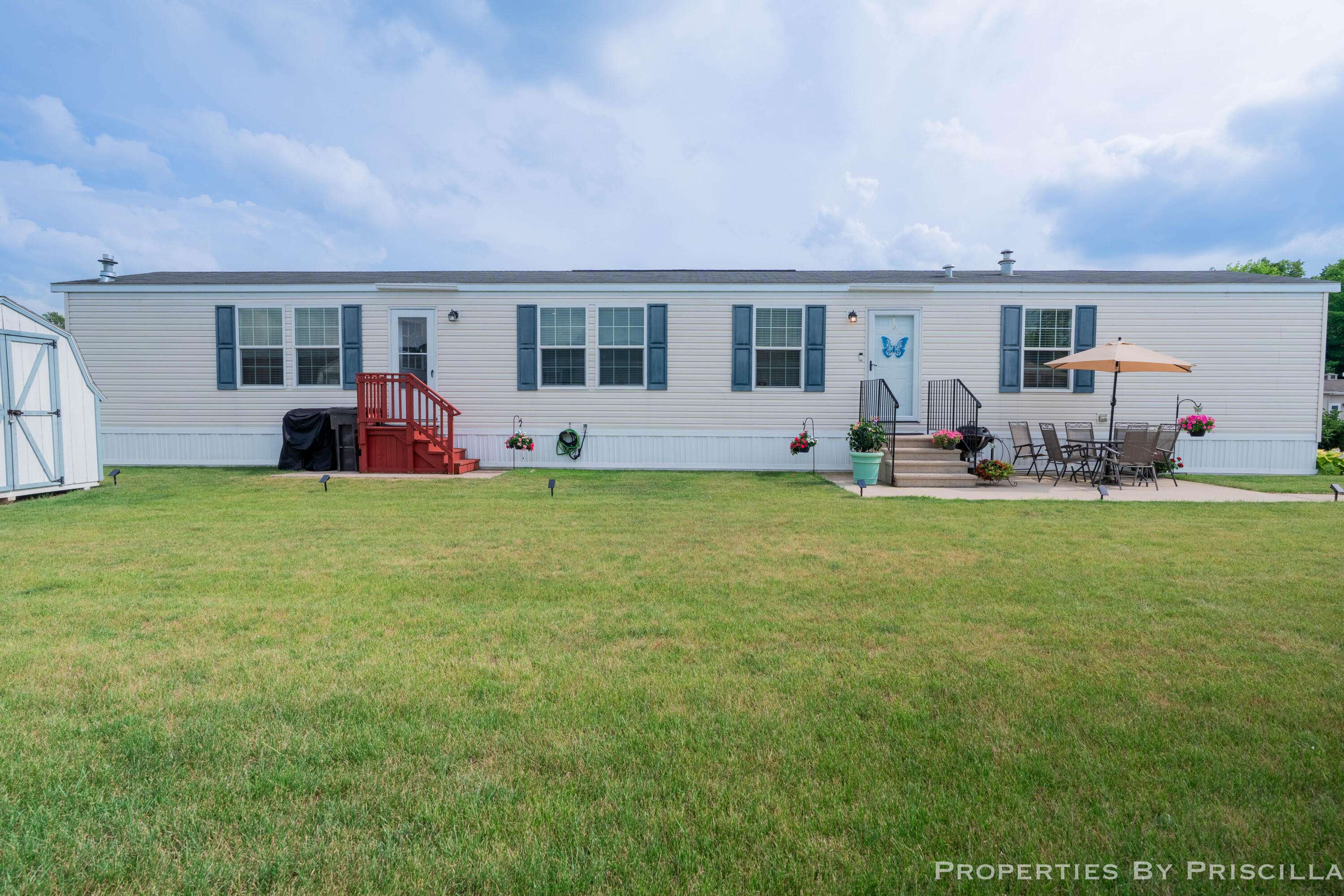 Caledonia, MI 49316,7384 Equine SE Lane