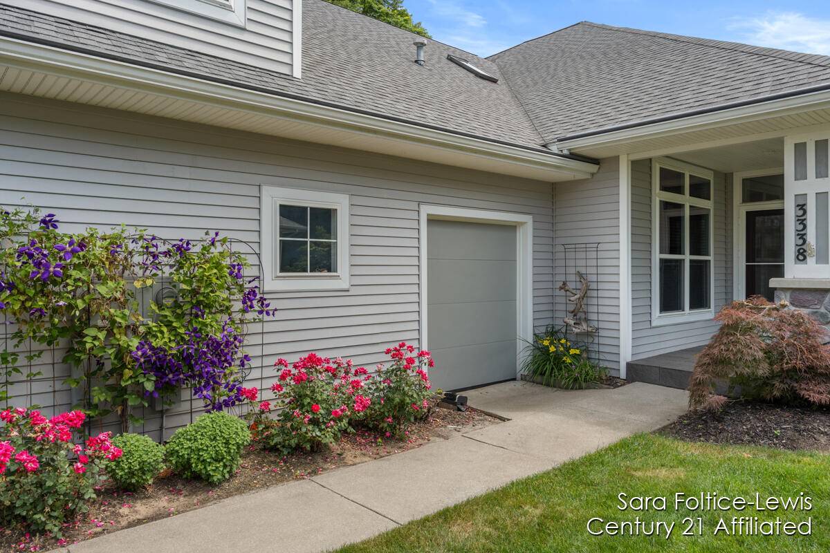 Saugatuck, MI 49453,3338 Clearbrook Green