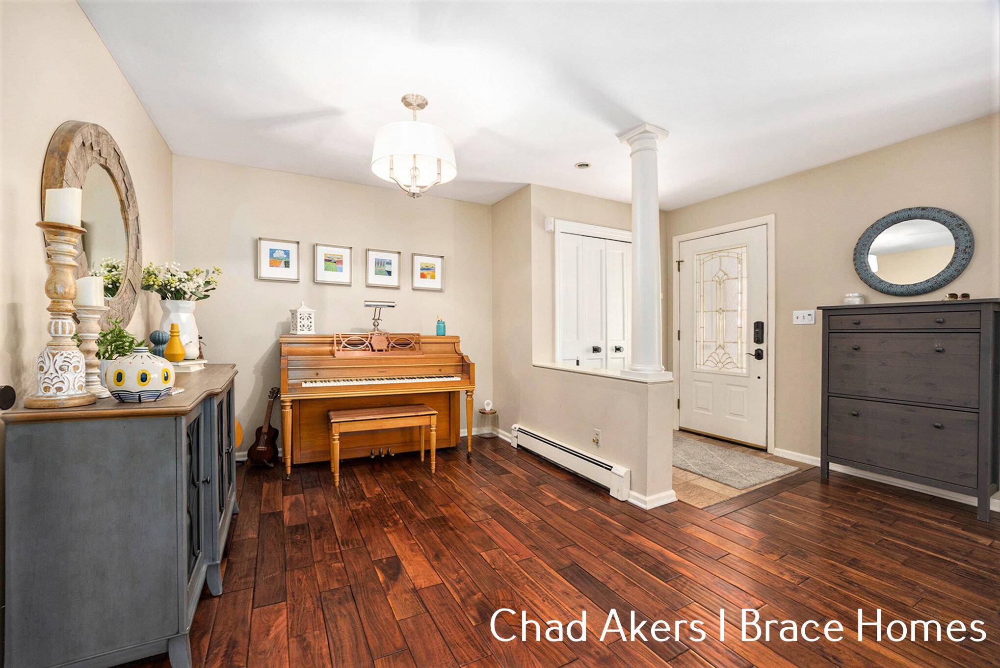 Grand Rapids, MI 49505,541 Russwood NE Street