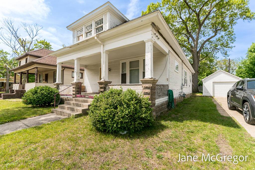 Muskegon, MI 49441,256 W Forest Avenue
