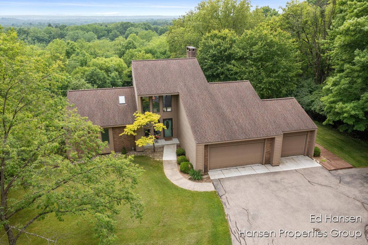 Belmont, MI 49306,7450 Roguewood NE Drive