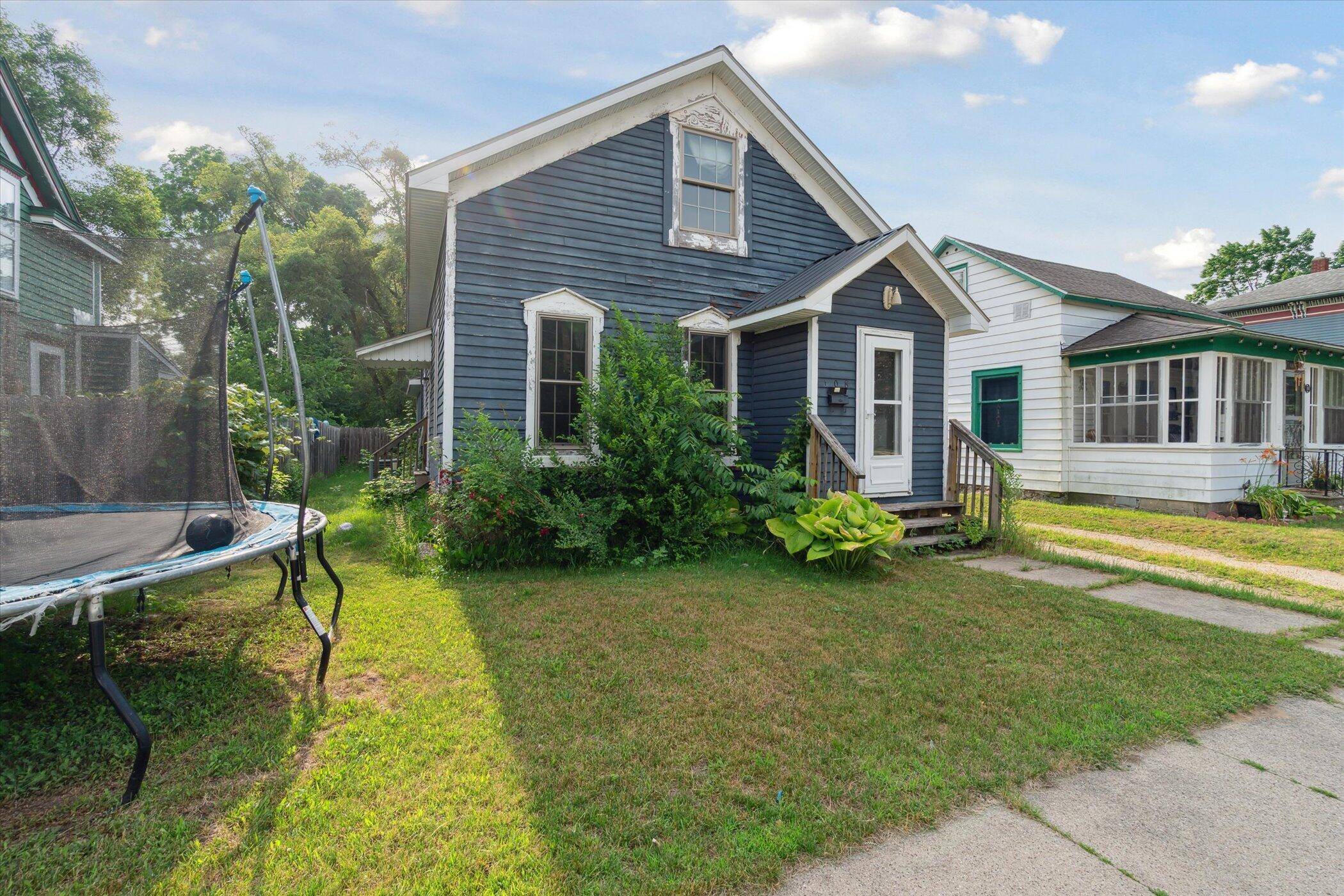 Greenville, MI 48838,108 Webster Street
