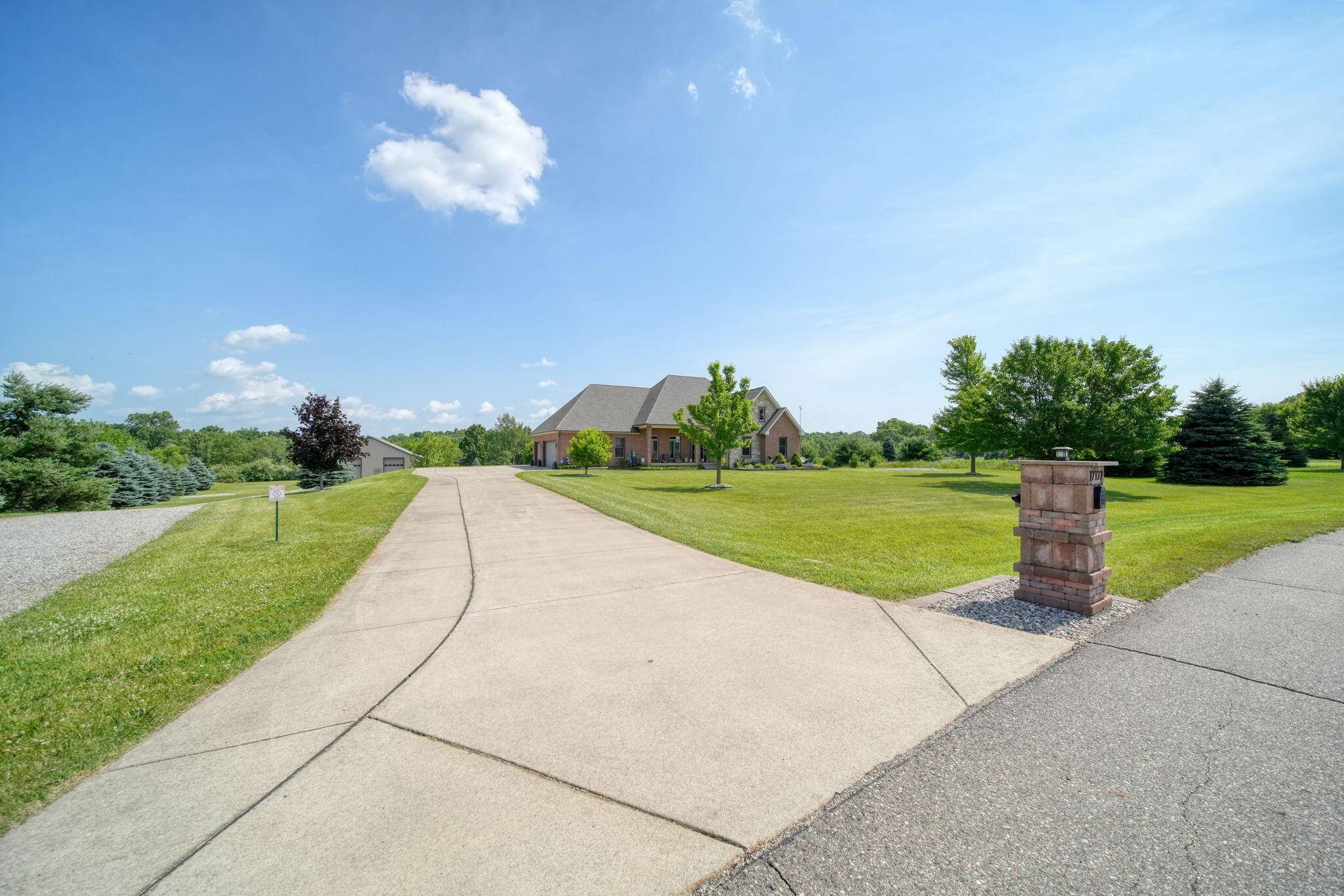 Manchester, MI 48158,17172 Country Drive