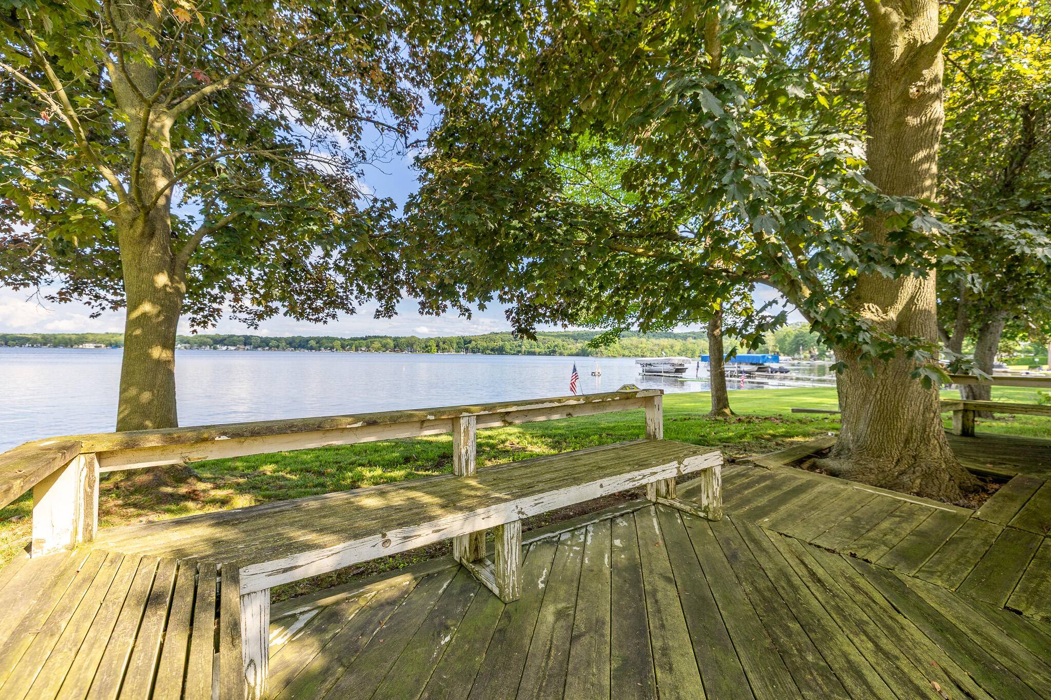 Pinckney, MI 48169,11971 Yankee Lane