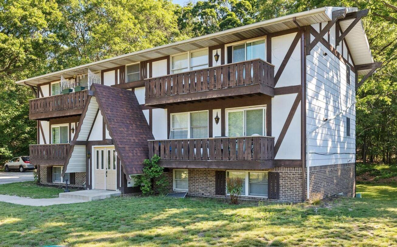 Spring Lake, MI 49456,18231 Alpine Court