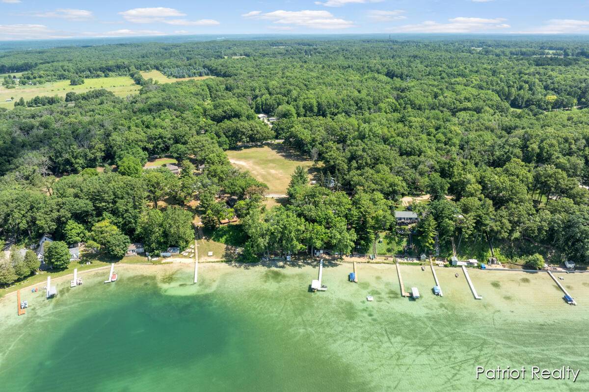 Newaygo, MI 49337,5608 El Camino Real Drive