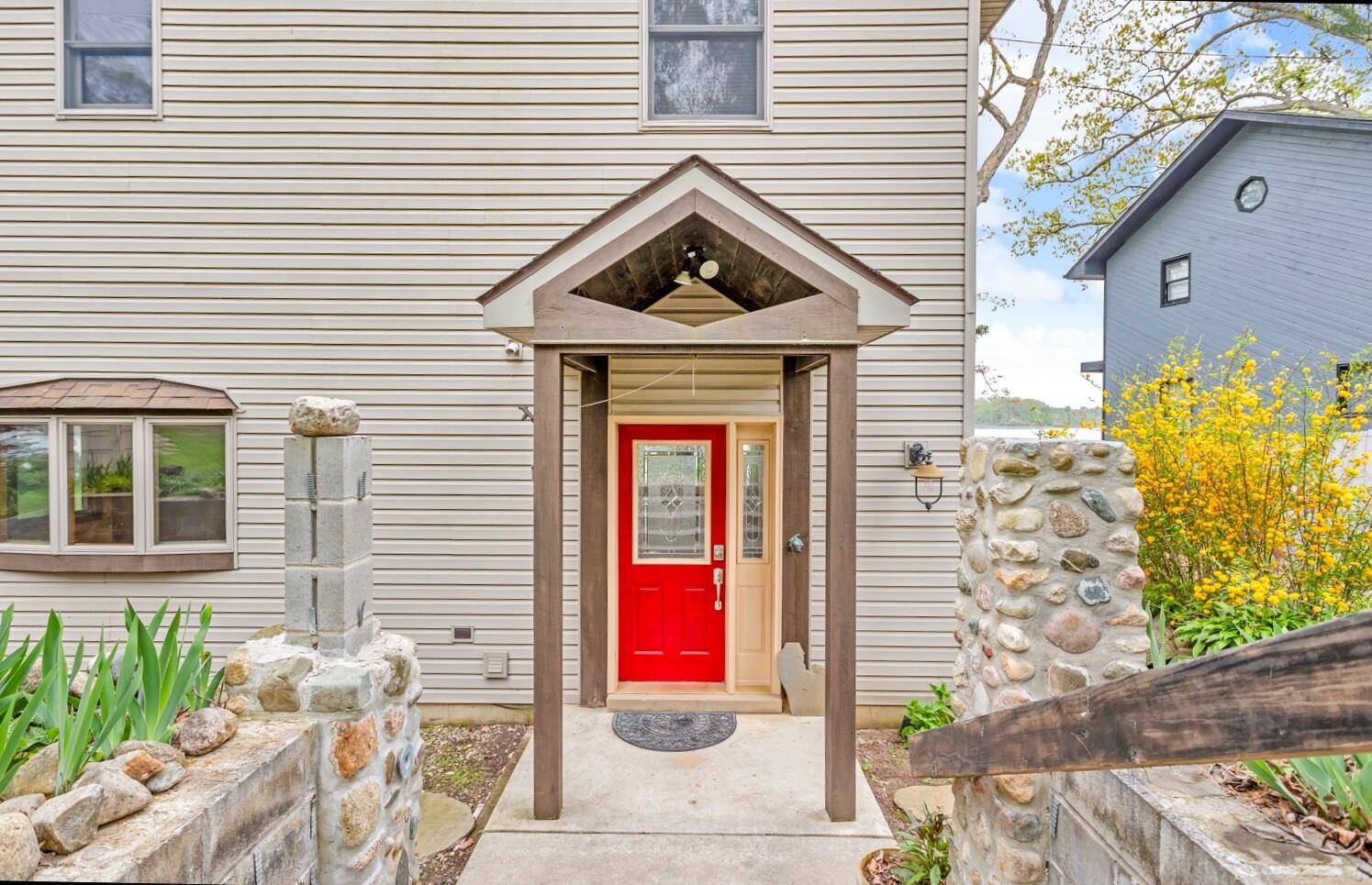 Clarklake, MI 49234,186 Goldsmith Drive