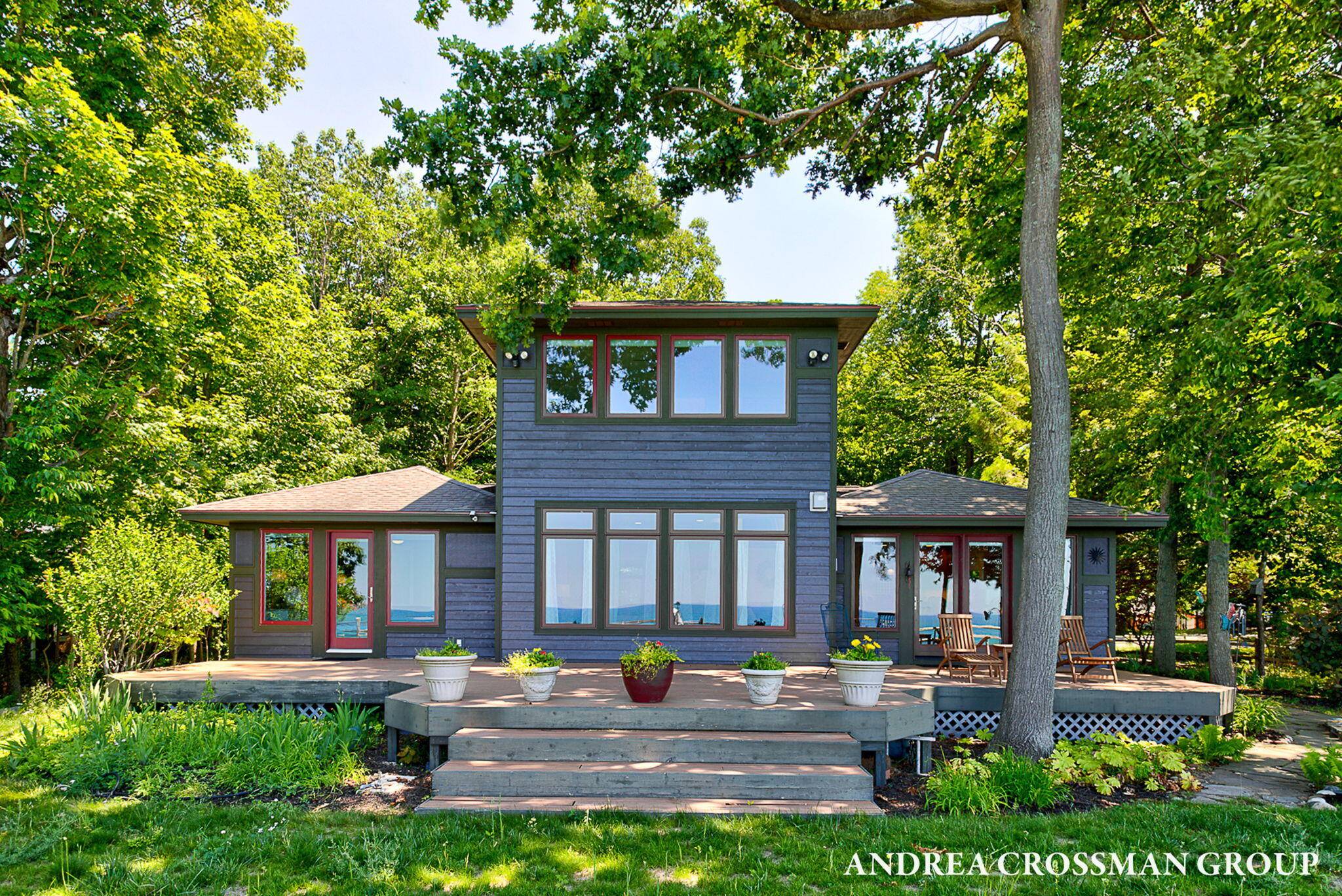 South Haven, MI 49090,1228 Shore Crest Drive