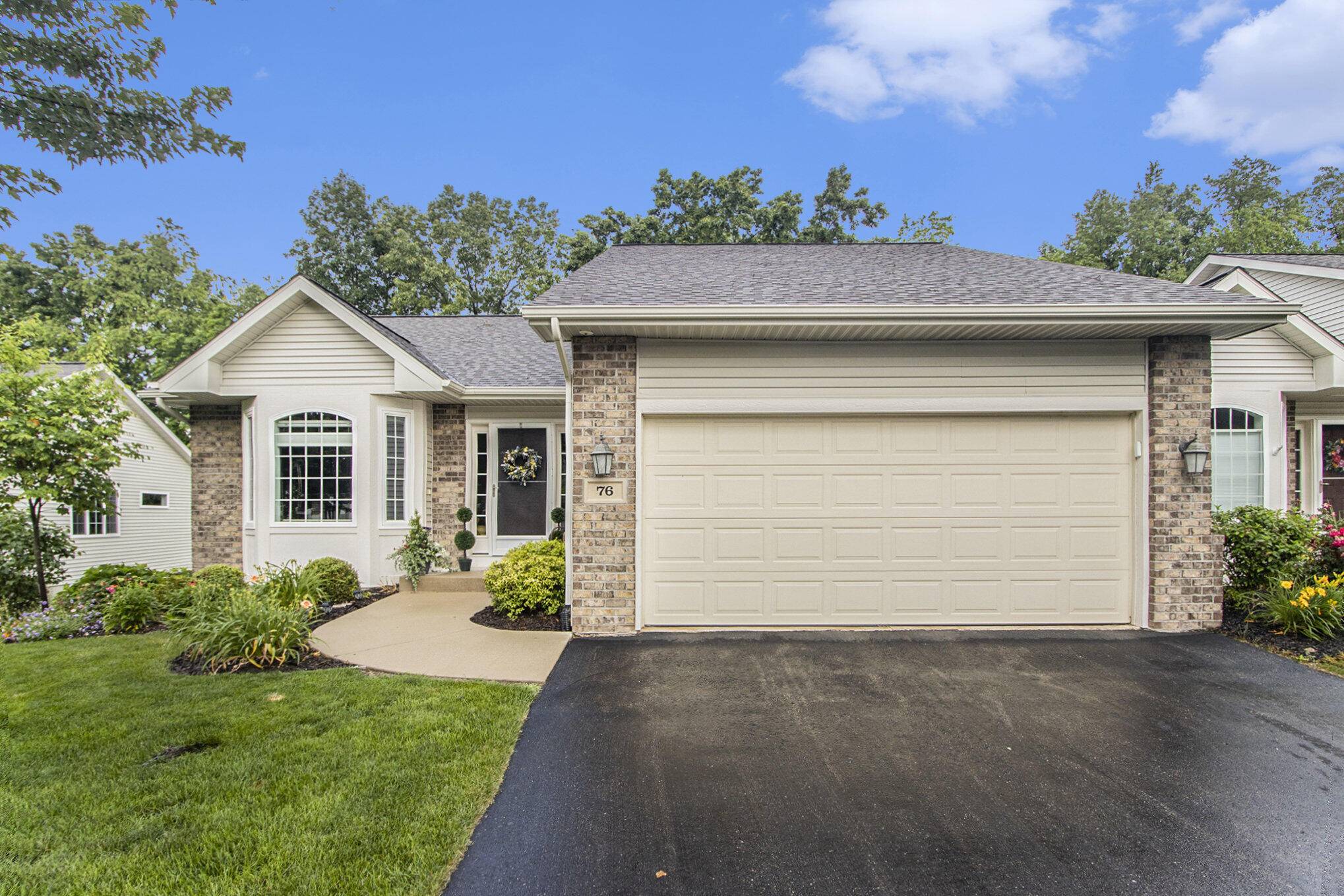 Kalamazoo, MI 49009,76 Round Hill Road