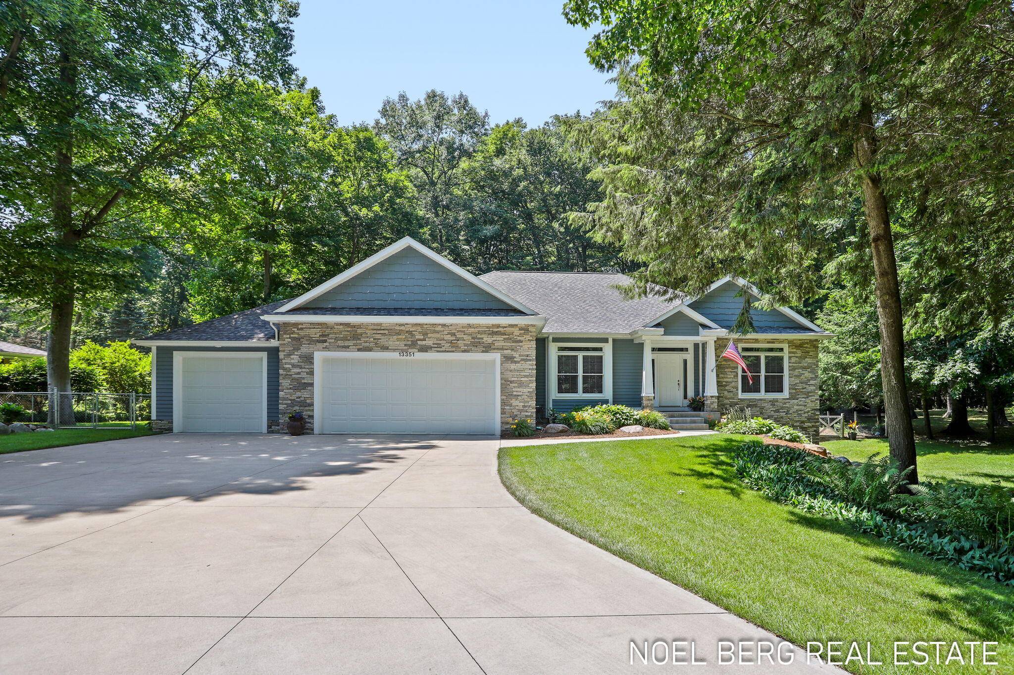 Grand Haven, MI 49417,13351 Lakeshore Avenue