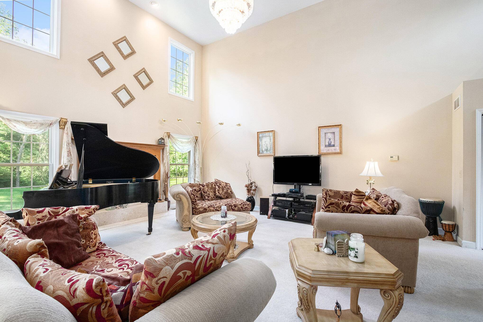 Berrien Center, MI 49102,6372 Oak Court