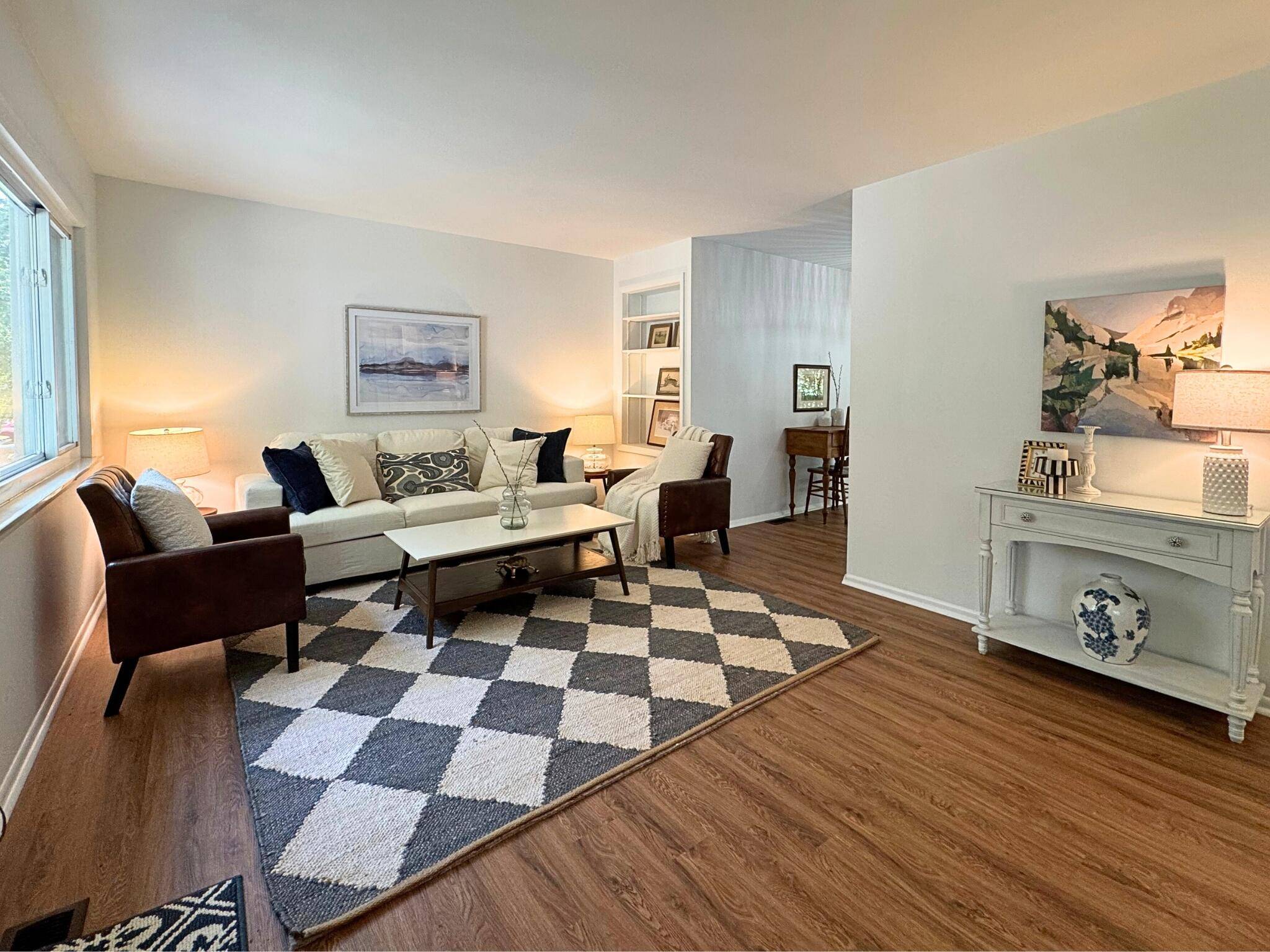 Ann Arbor, MI 48105,285 Brookside Drive