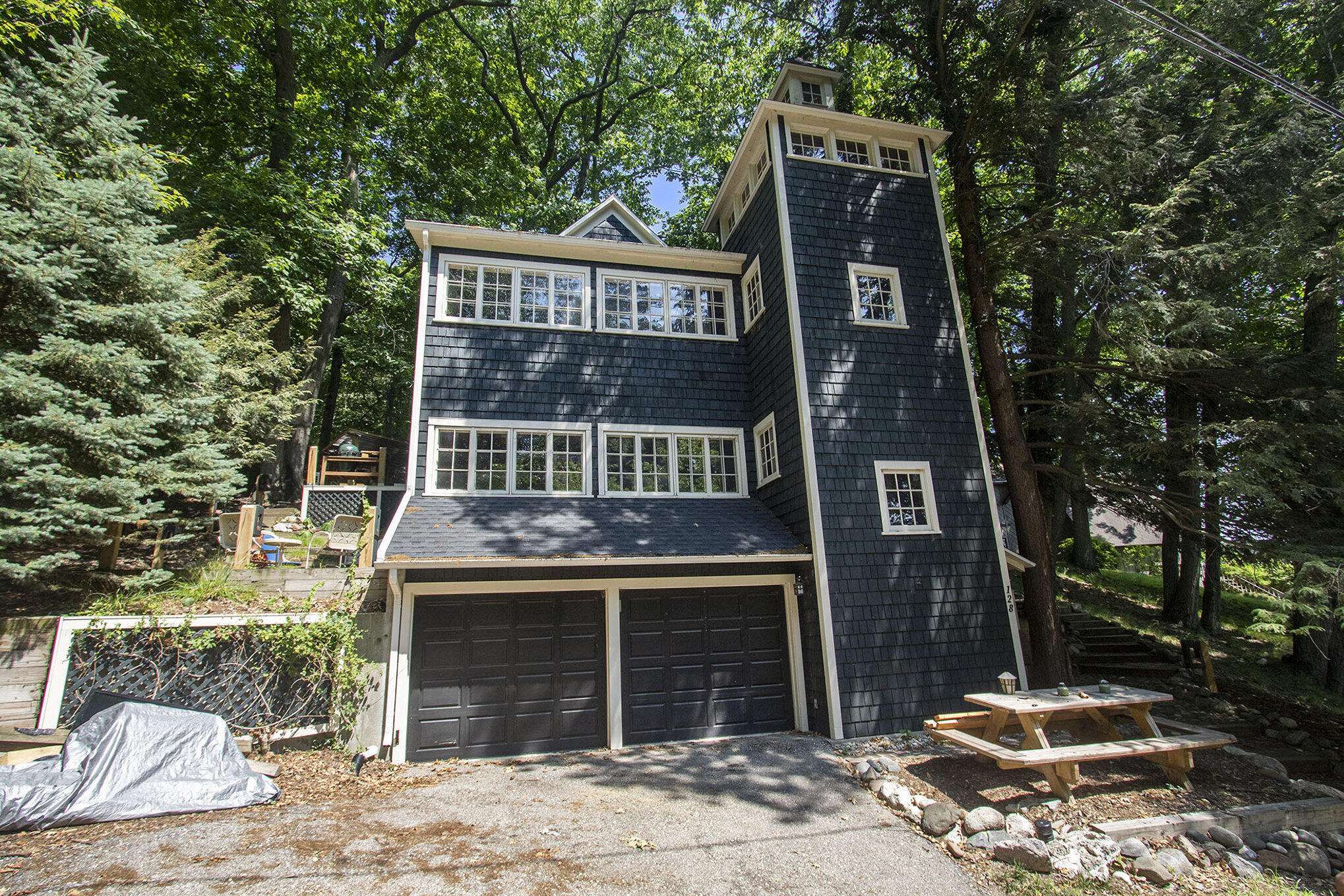 Saugatuck, MI 49453,128 Van Dalson Street