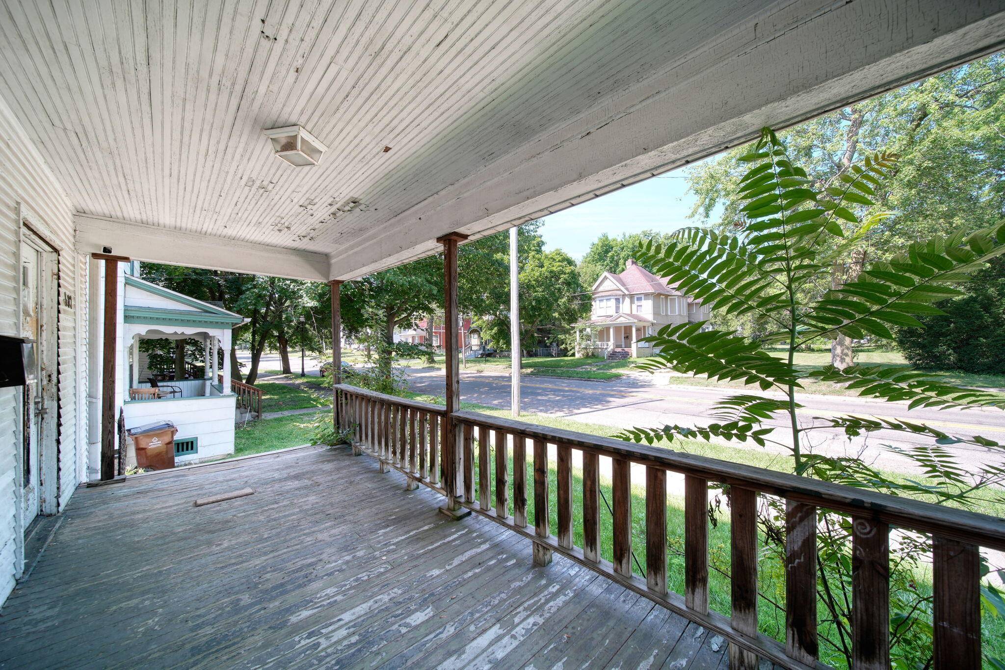 Jackson, MI 49203,607 1st Street