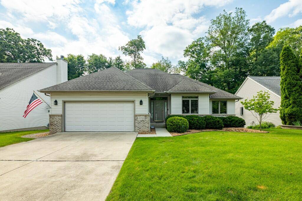 Saline, MI 48176,2791 Hawthorne Way #96