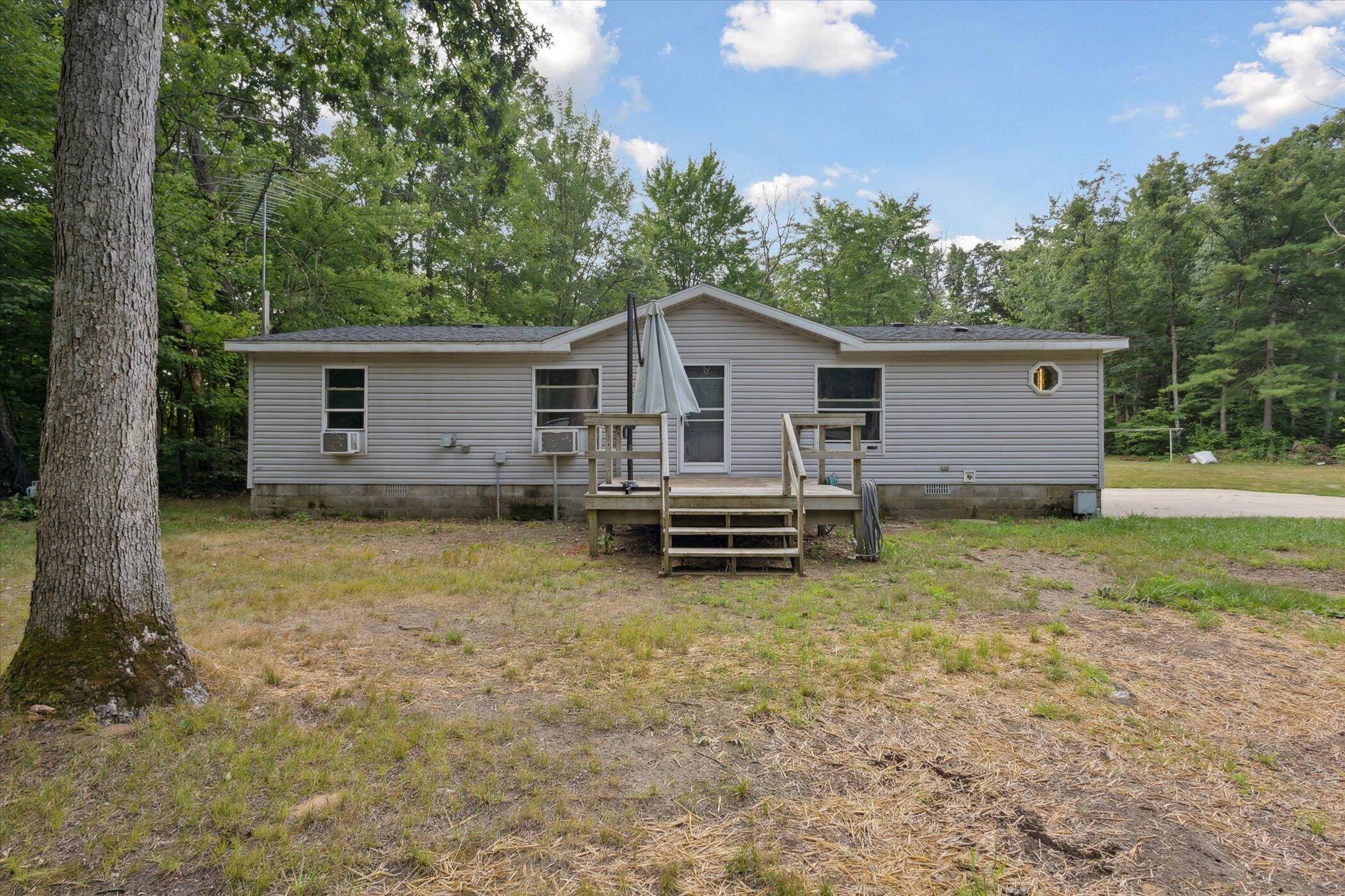 Howard City, MI 49329,21329 W Dewey Road