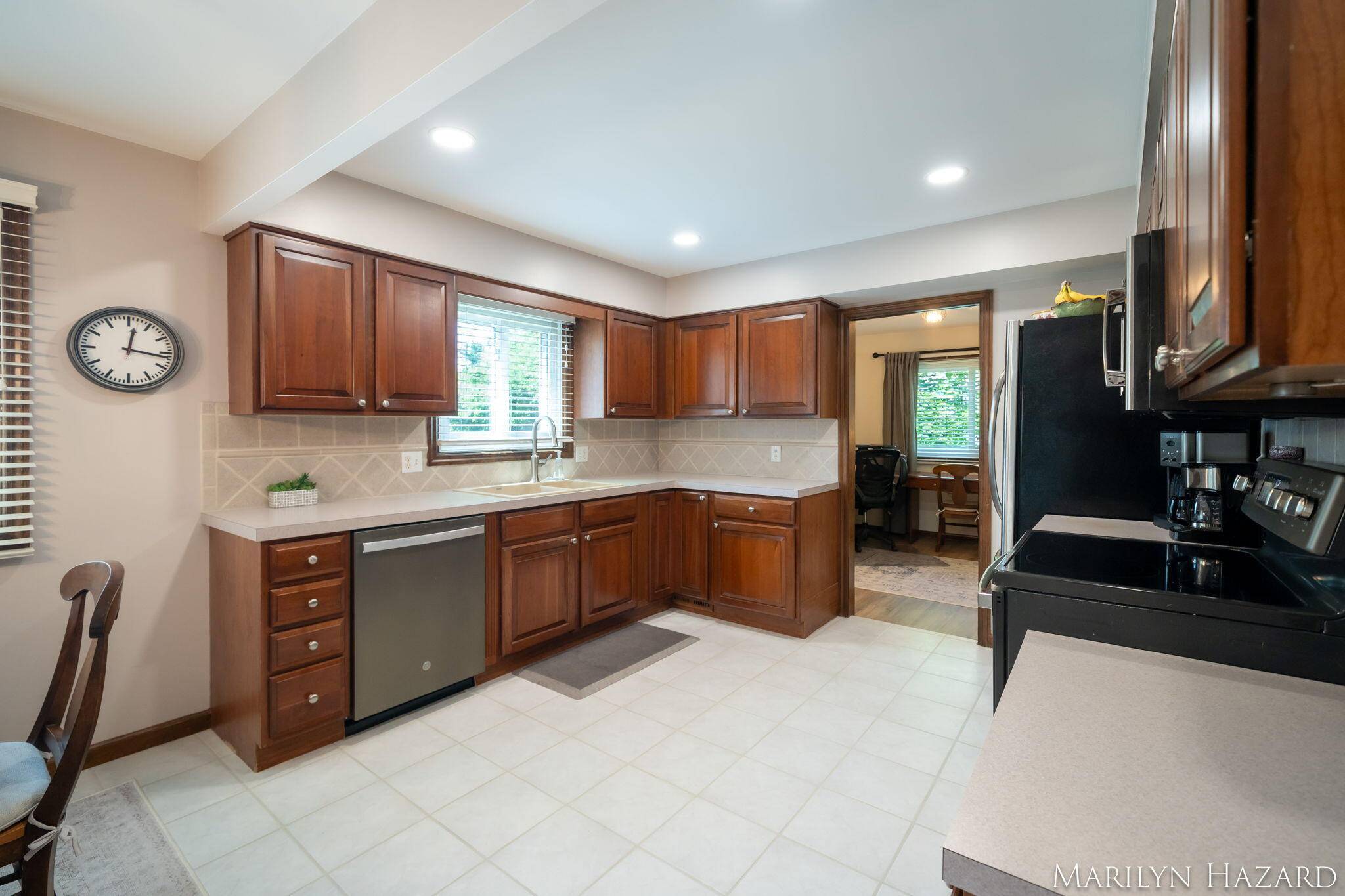 Grand Rapids, MI 49546,2934 Meadowbrook SE Drive