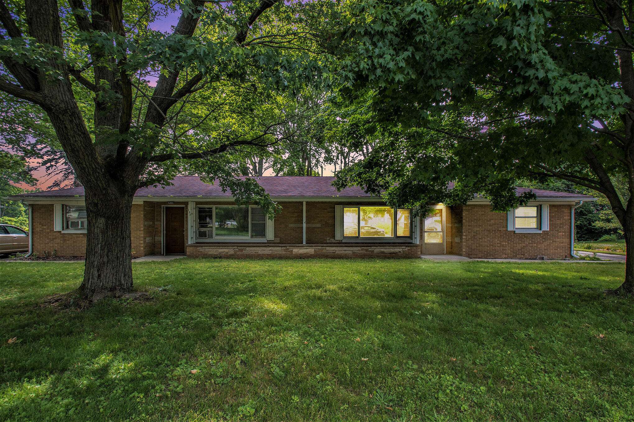 Coloma, MI 49038,157 Elvern Drive