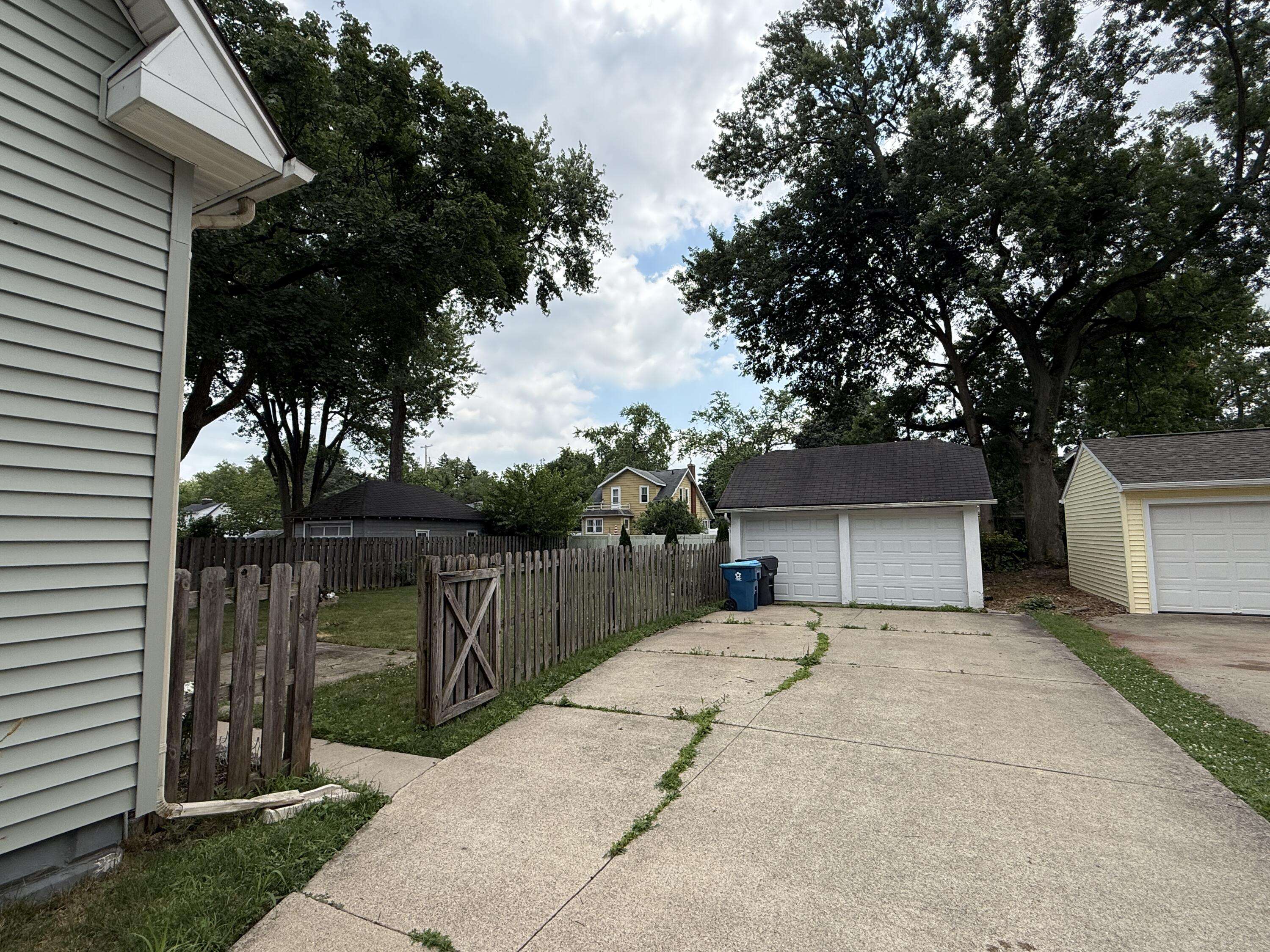 Kalamazoo, MI 49001,1316 Vassar Drive