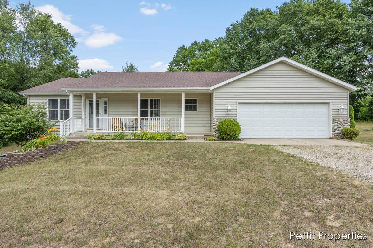 Cedar Springs, MI 49319,3369 Indian Lakes NE Road