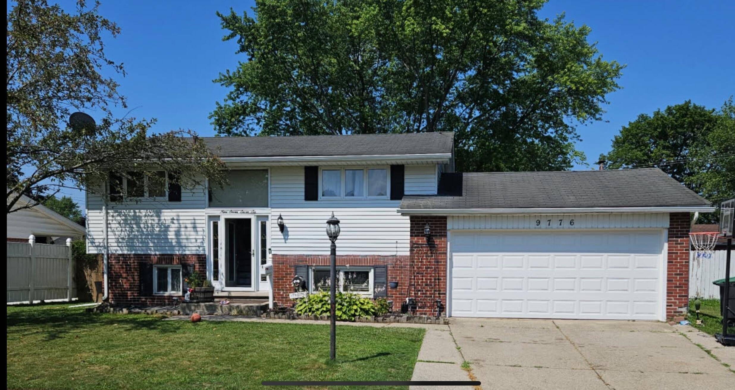 Taylor, MI 48180,9776 Monroe Boulevard