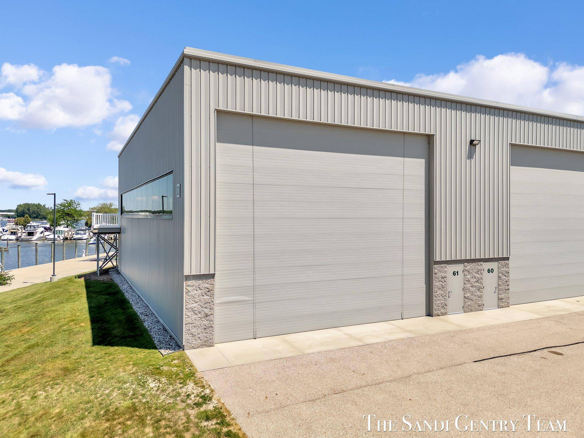 Grand Haven, MI 49417,1333 Madison Avenue #61