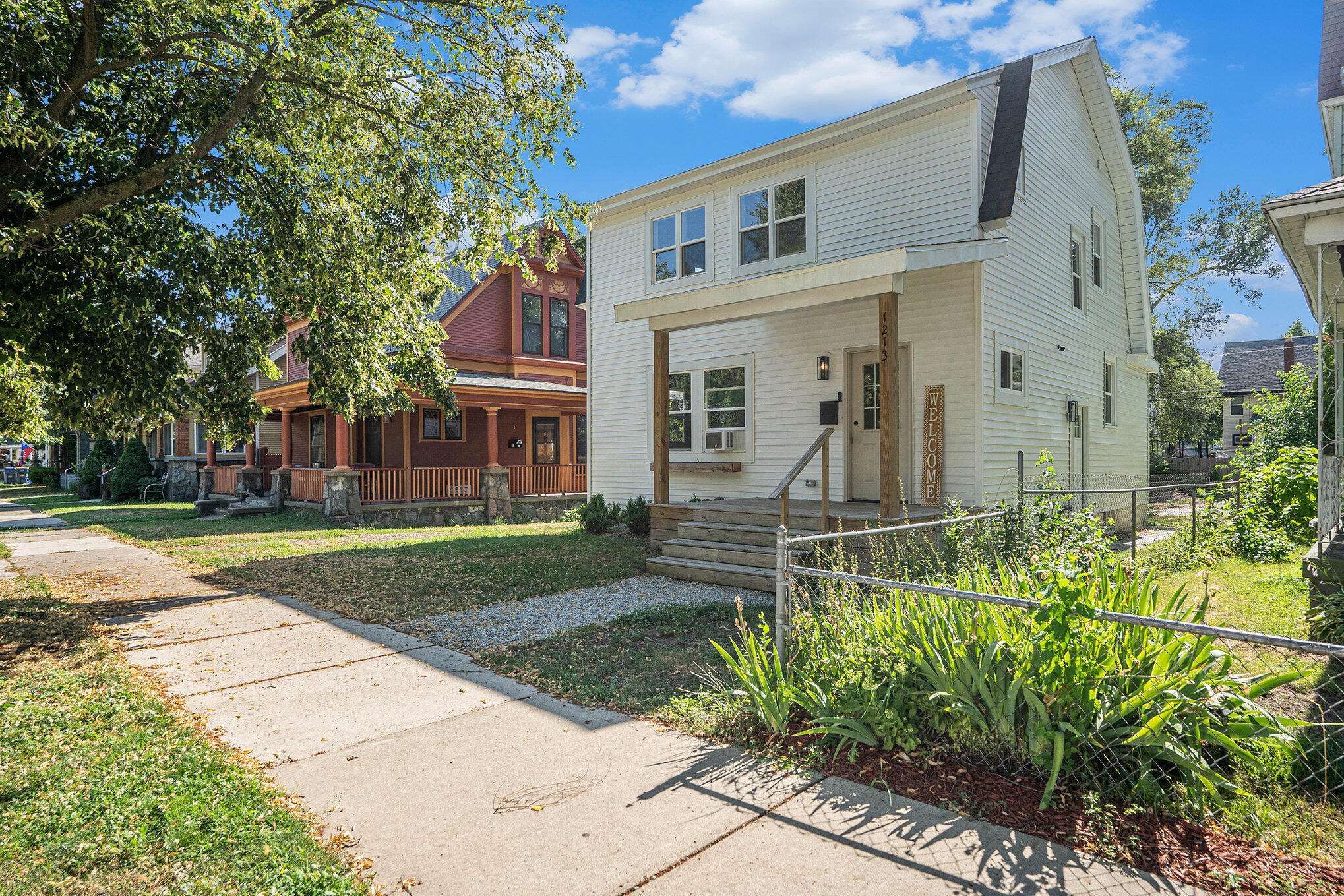 Grand Rapids, MI 49507,1213 Prospect SE Avenue