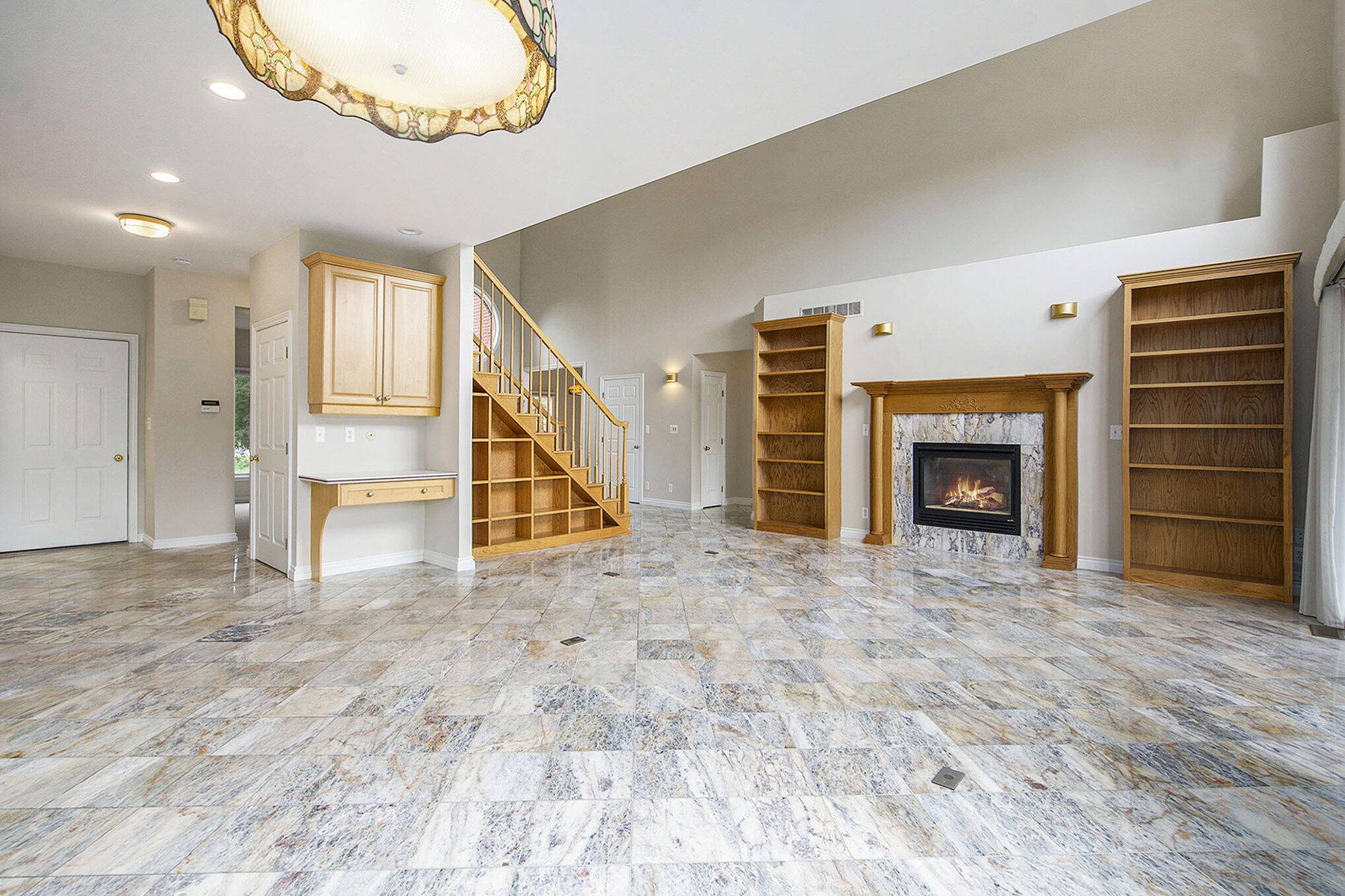 Ann Arbor, MI 48105,436 Pine Brae Street