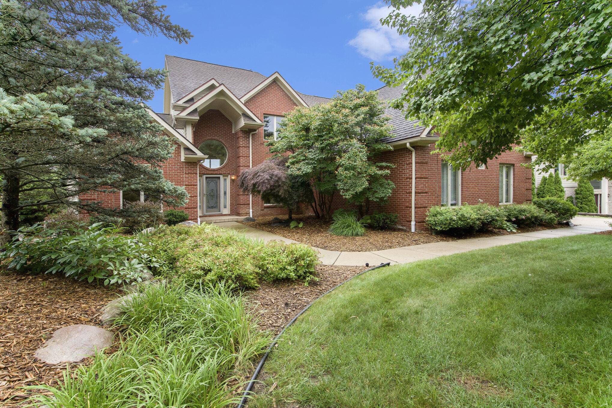 Ann Arbor, MI 48105,436 Pine Brae Street