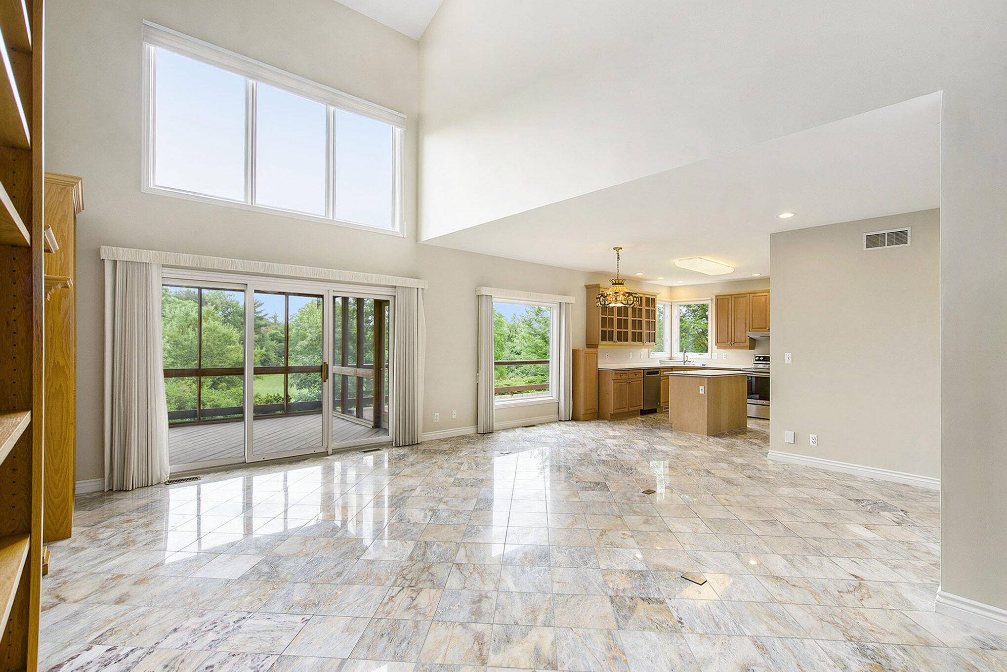 Ann Arbor, MI 48105,436 Pine Brae Street