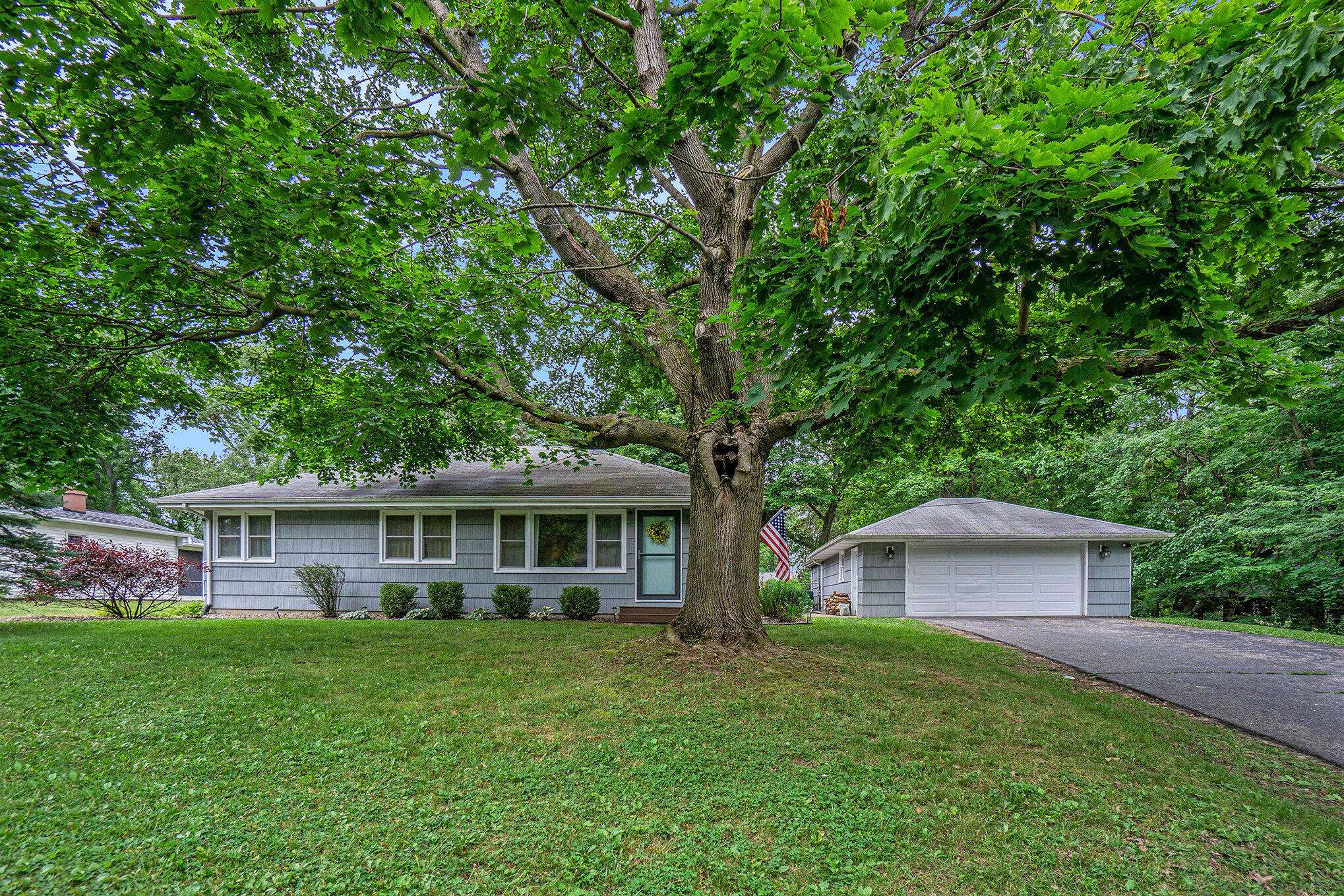 Kalamazoo, MI 49006,1702 Harvey Avenue