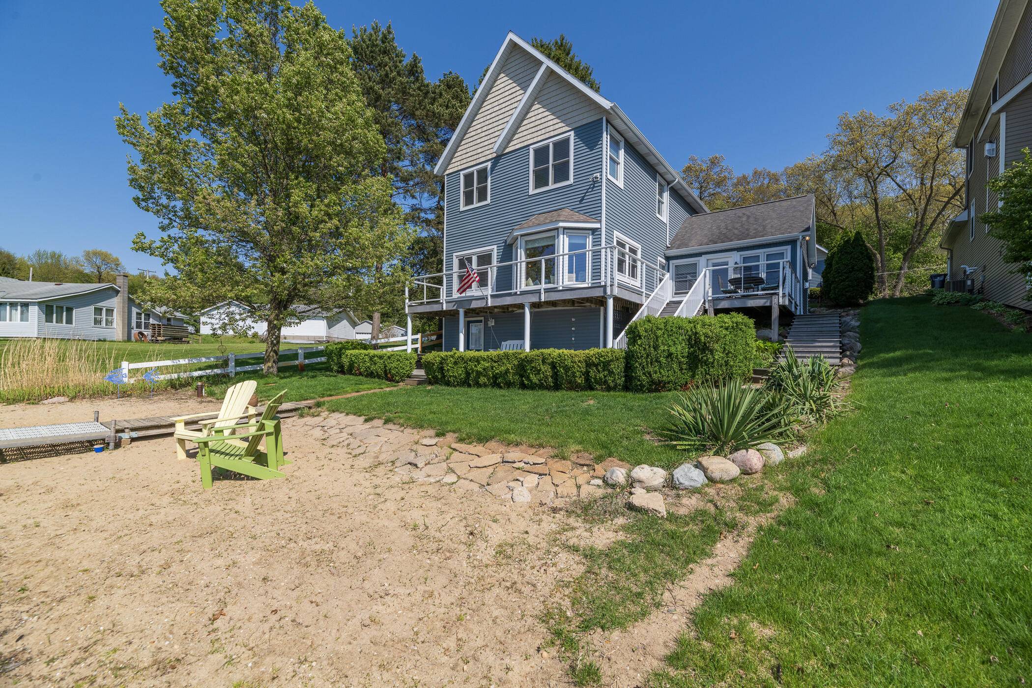 Kalamazoo, MI 49009,1401 E Crooked Lake Drive