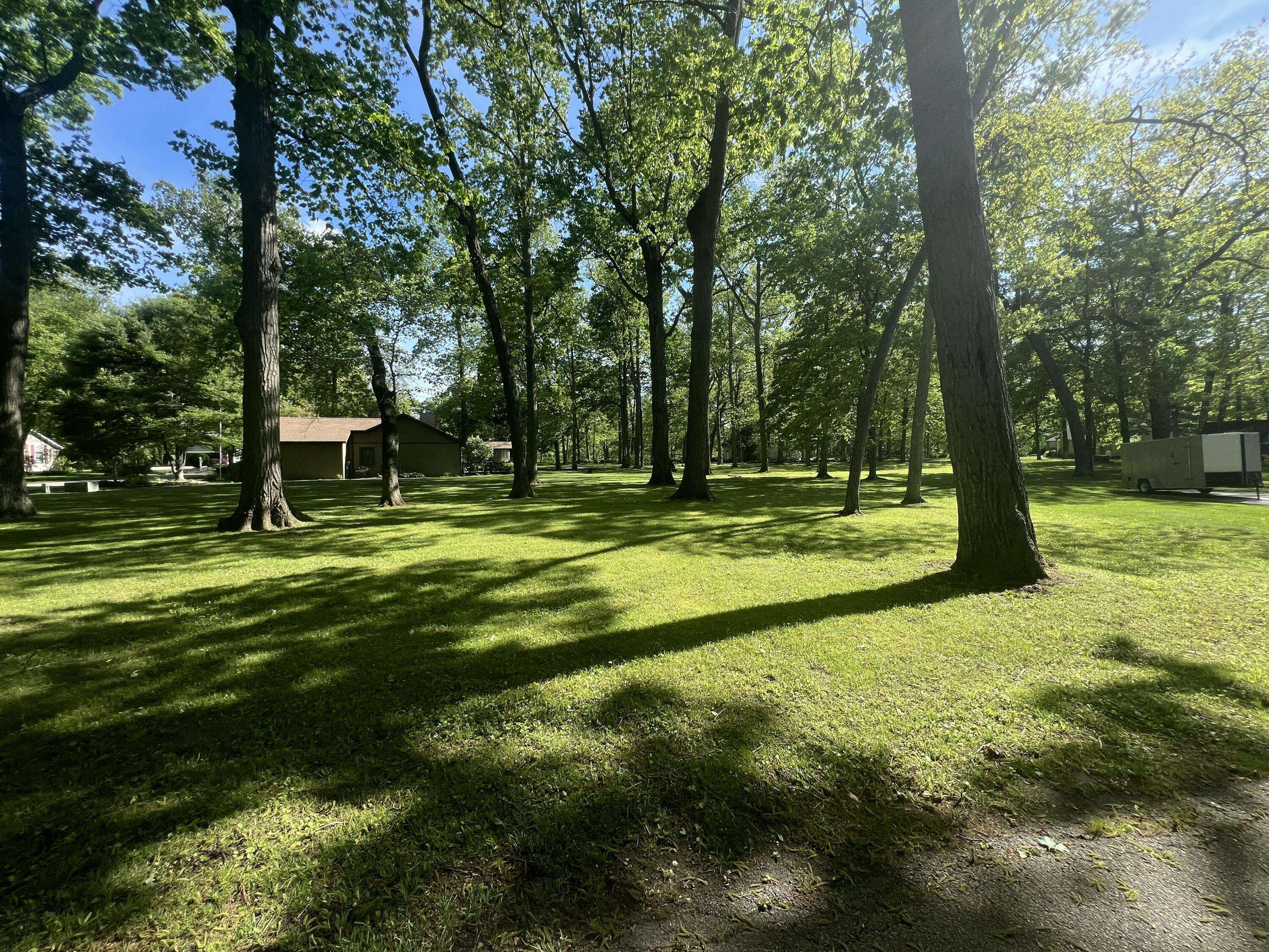 Buchanan, MI 49107,0 White Oak Ridge